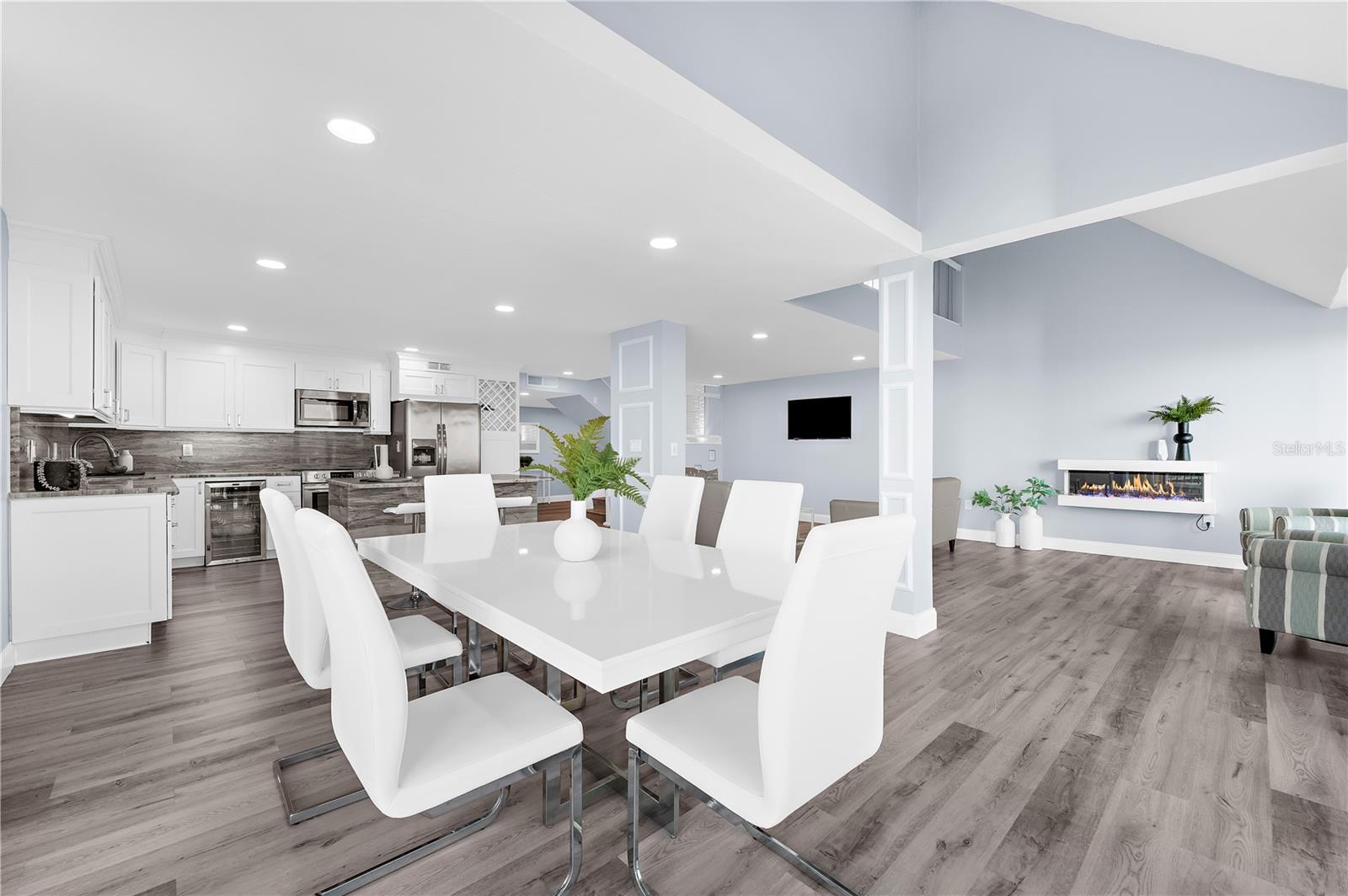 Image 15 of 85 For 1380 Gulf Boulevard Ph 5