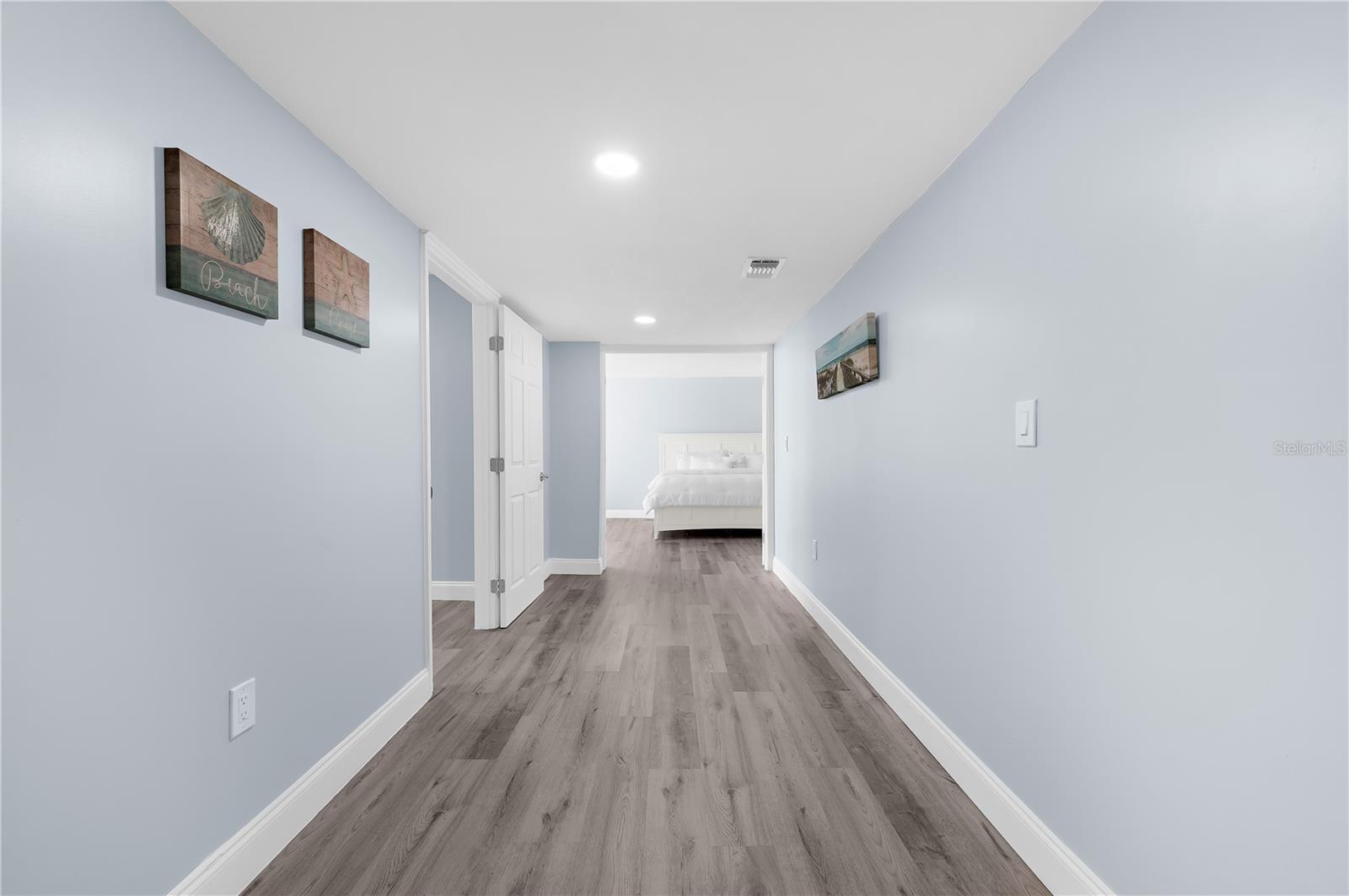 Image 43 of 85 For 1380 Gulf Boulevard Ph 5