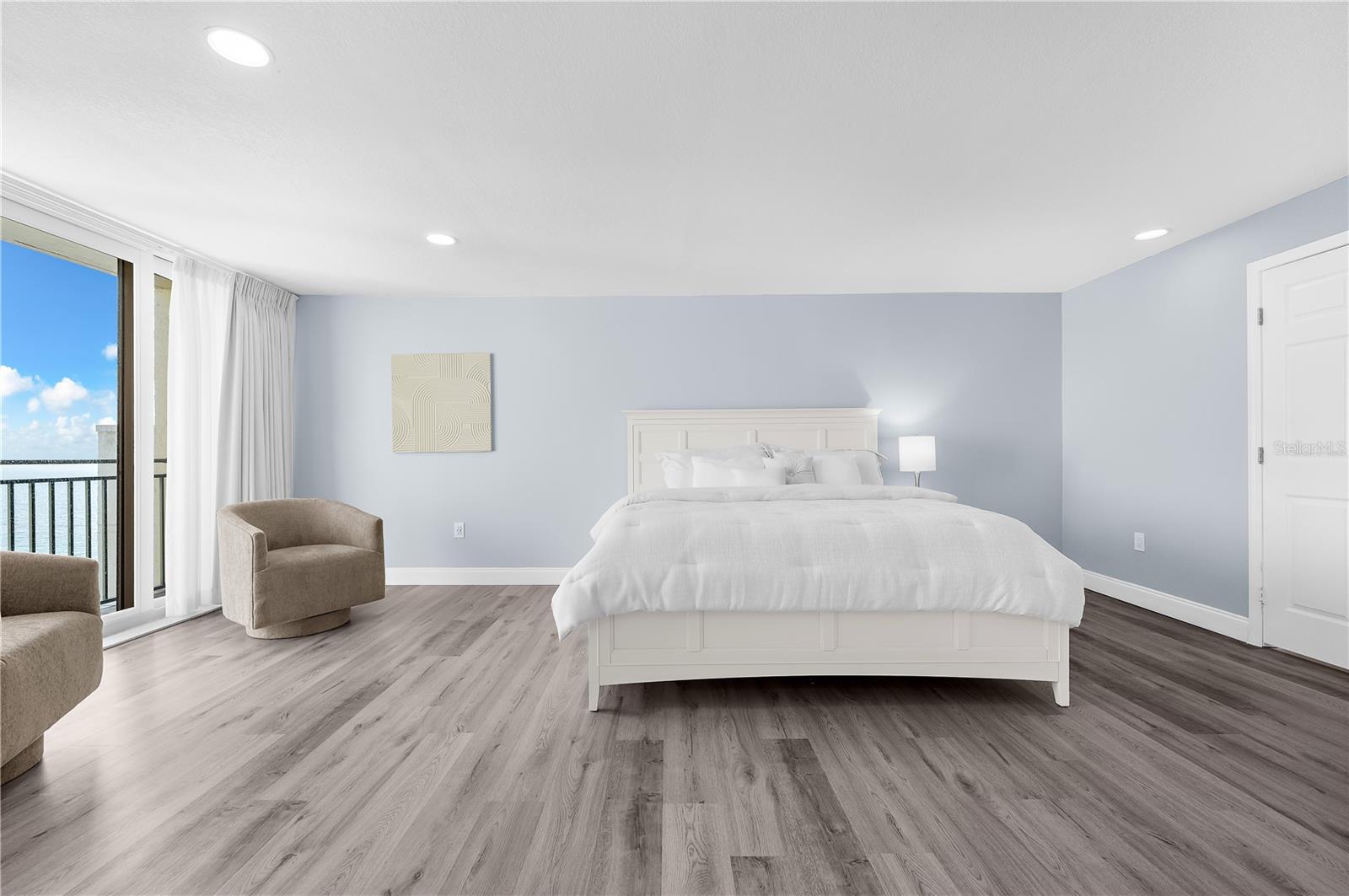 Image 44 of 85 For 1380 Gulf Boulevard Ph 5