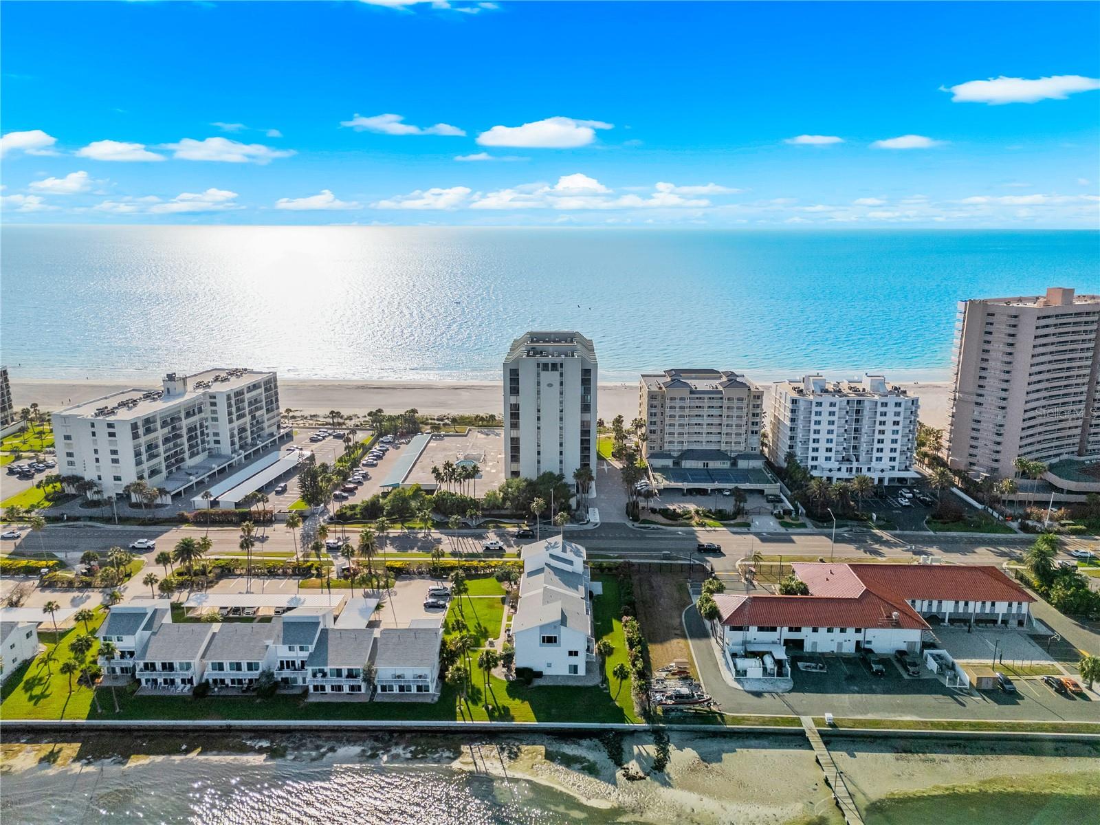 Image 62 of 85 For 1380 Gulf Boulevard Ph 5