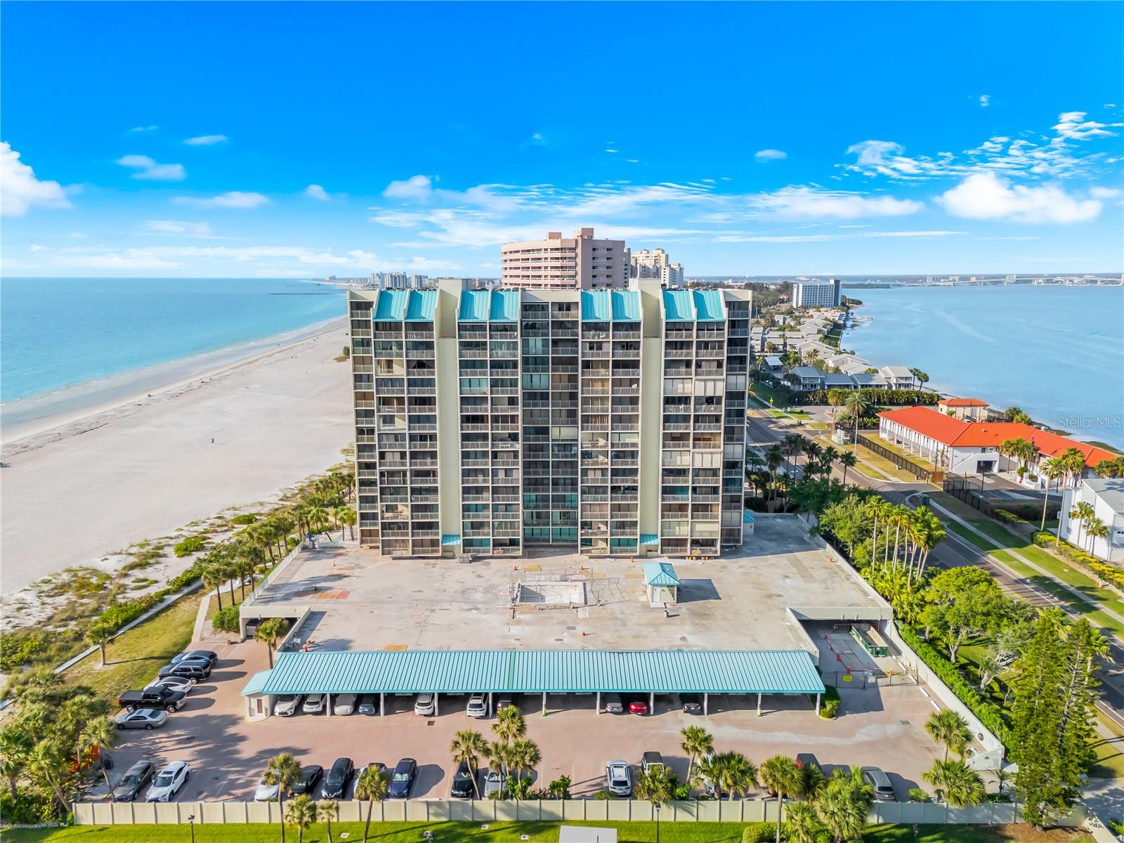 Image 66 of 85 For 1380 Gulf Boulevard Ph 5