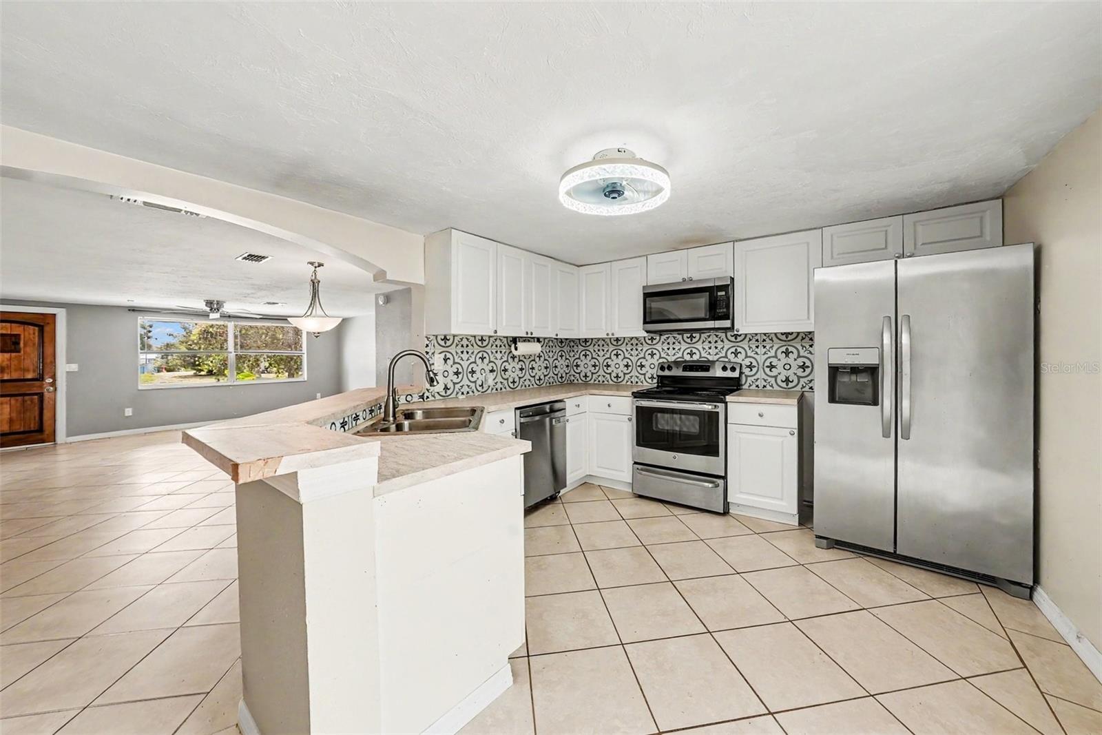 Image 11 of 32 For 6145 Maplewood Drive