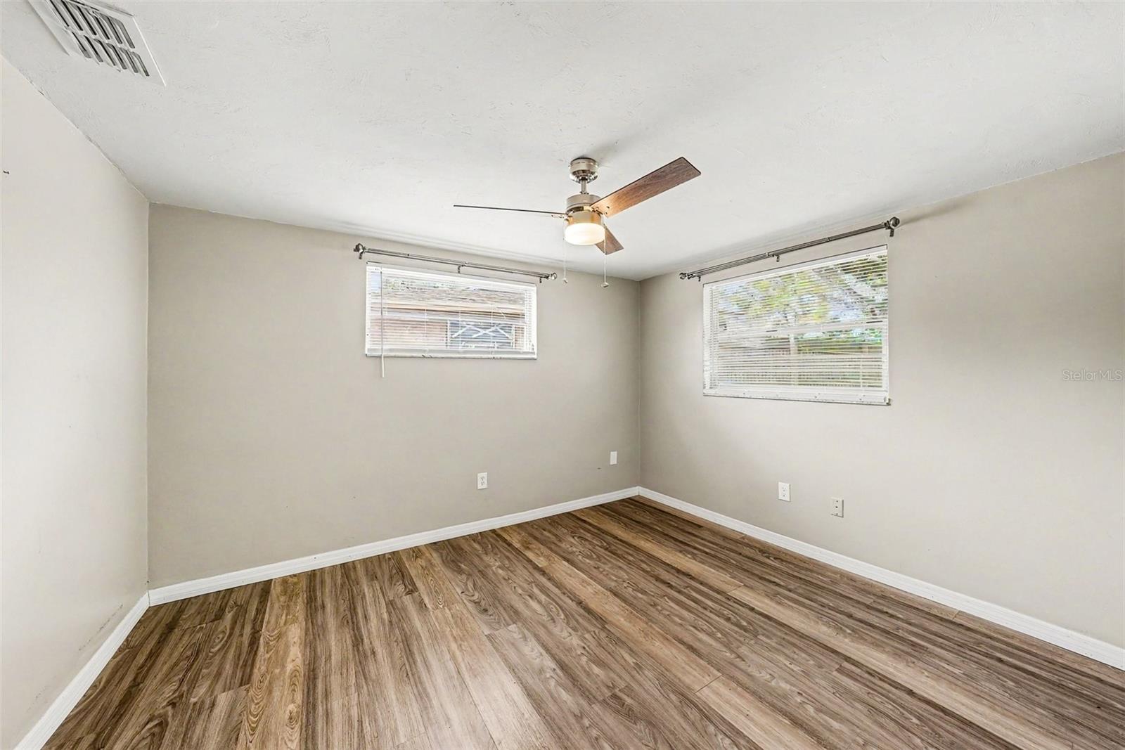 Image 19 of 32 For 6145 Maplewood Drive