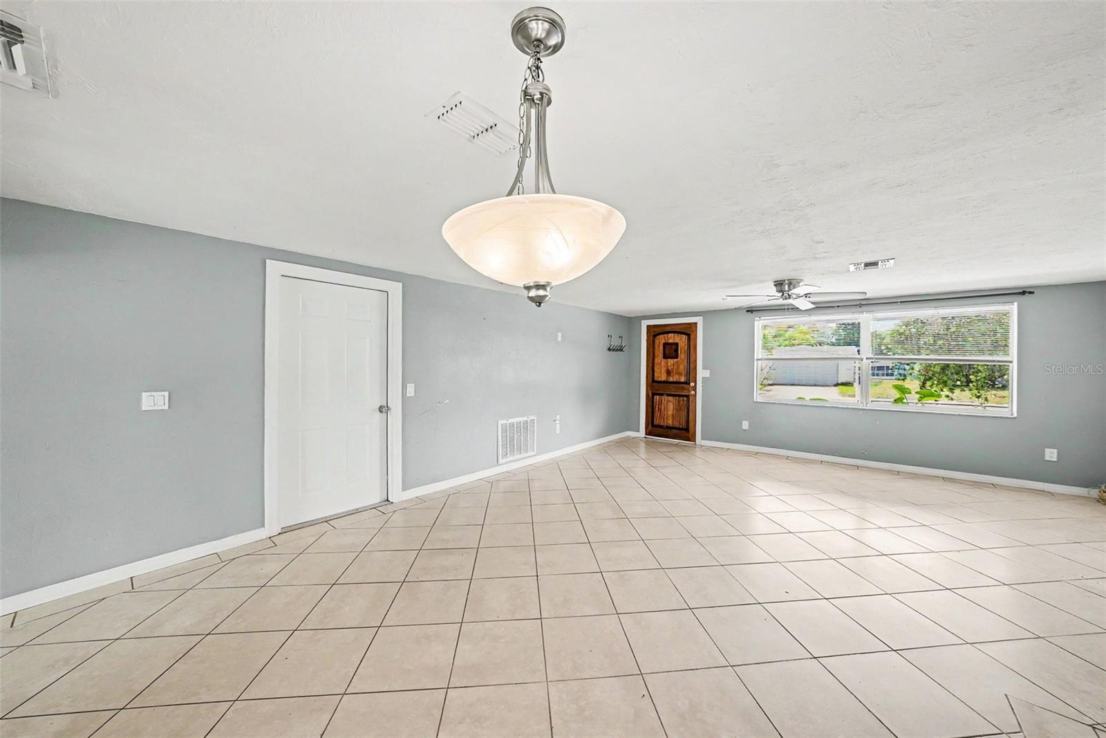 Image 6 of 32 For 6145 Maplewood Drive