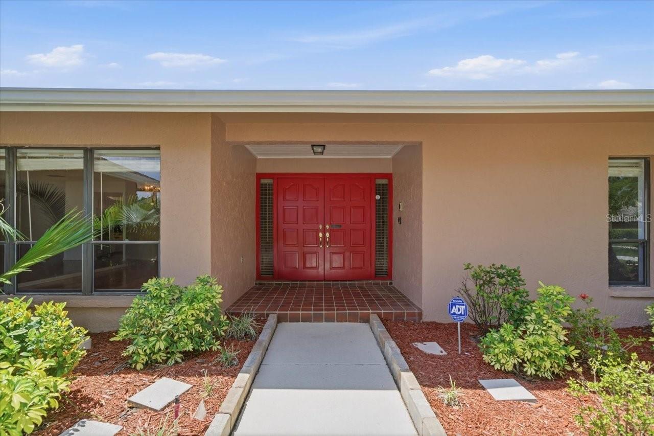Listing photo id 41 for 4326 Middle Lake Drive