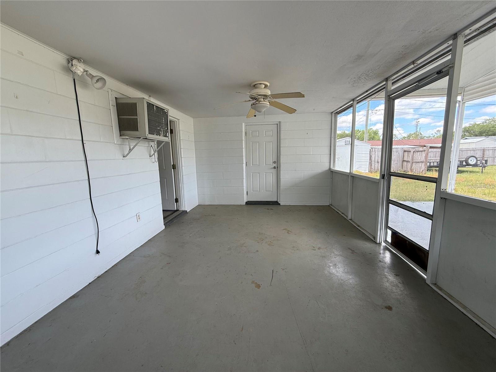 Image 16 of 28 For 6035 10th Street
