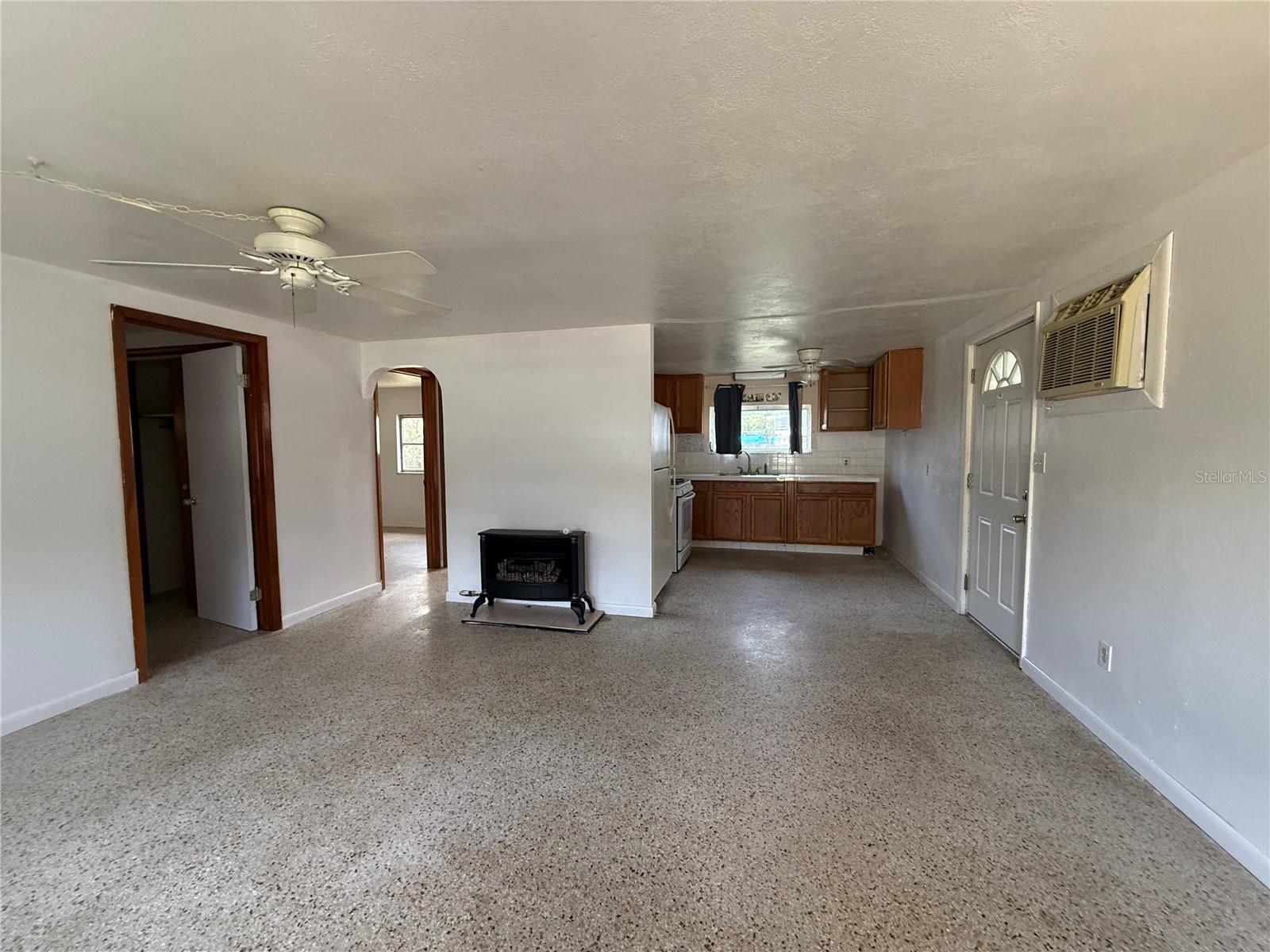 Image 4 of 28 For 6035 10th Street