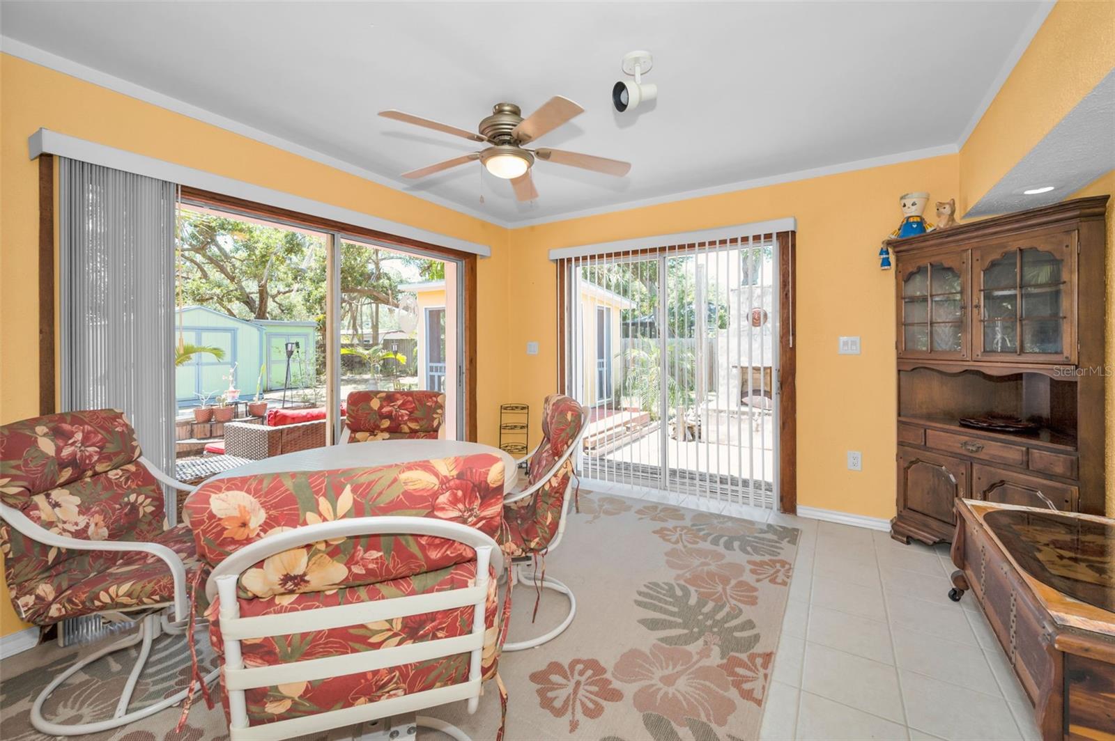 Image 19 of 47 For 14806 Wildwood Drive