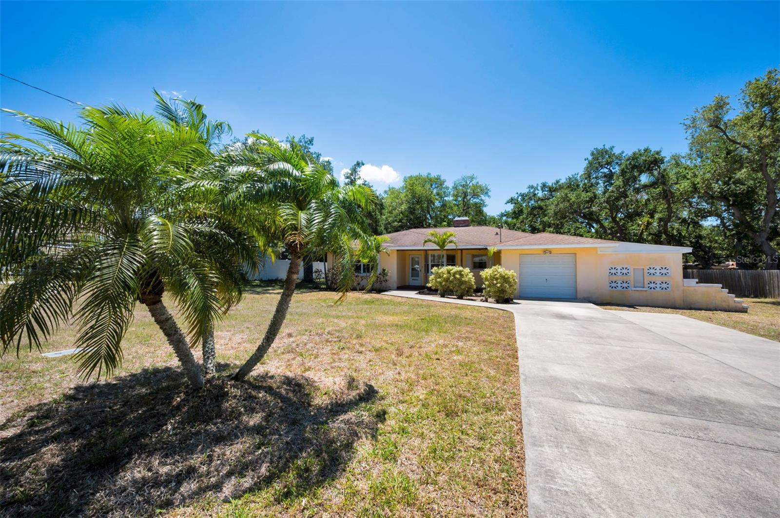 Image 2 of 47 For 14806 Wildwood Drive