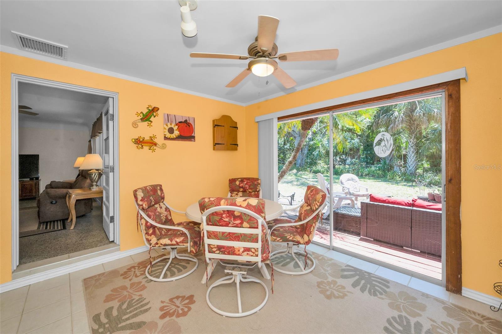 Image 20 of 47 For 14806 Wildwood Drive