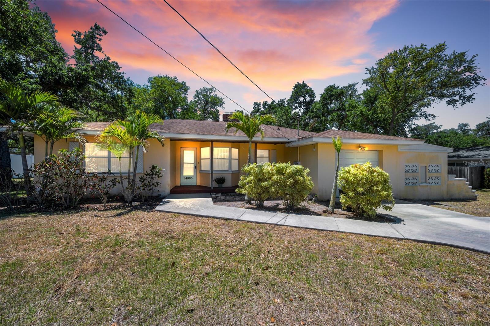Image 3 of 47 For 14806 Wildwood Drive