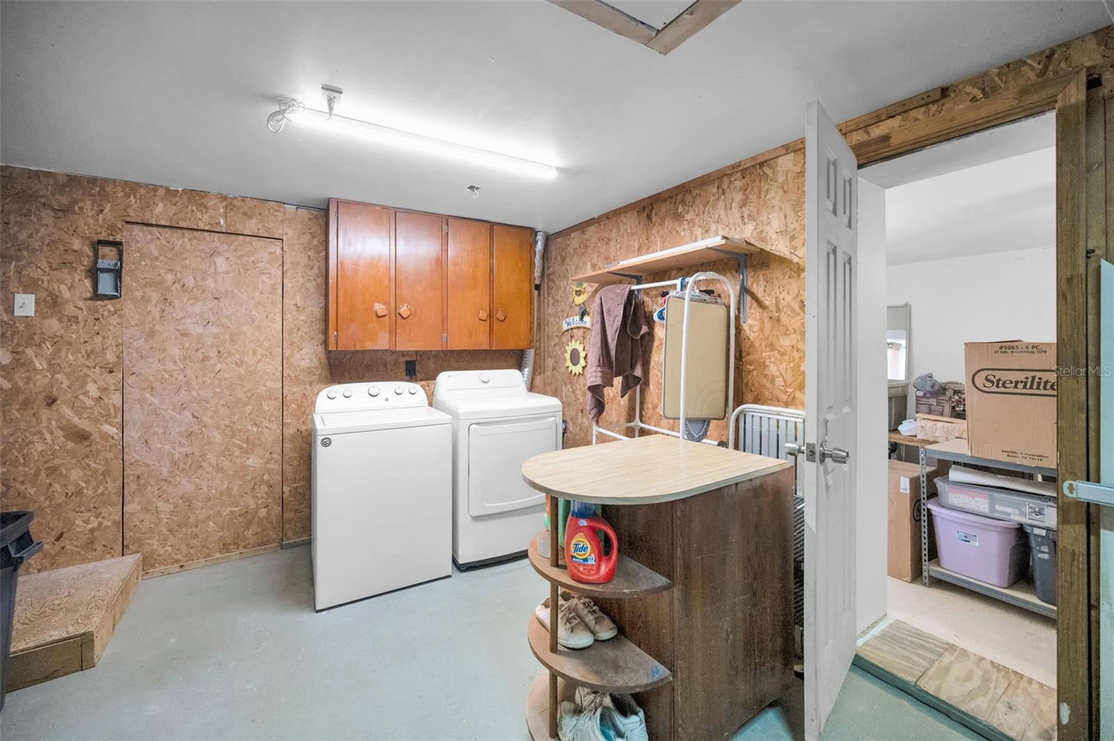 Image 30 of 47 For 14806 Wildwood Drive