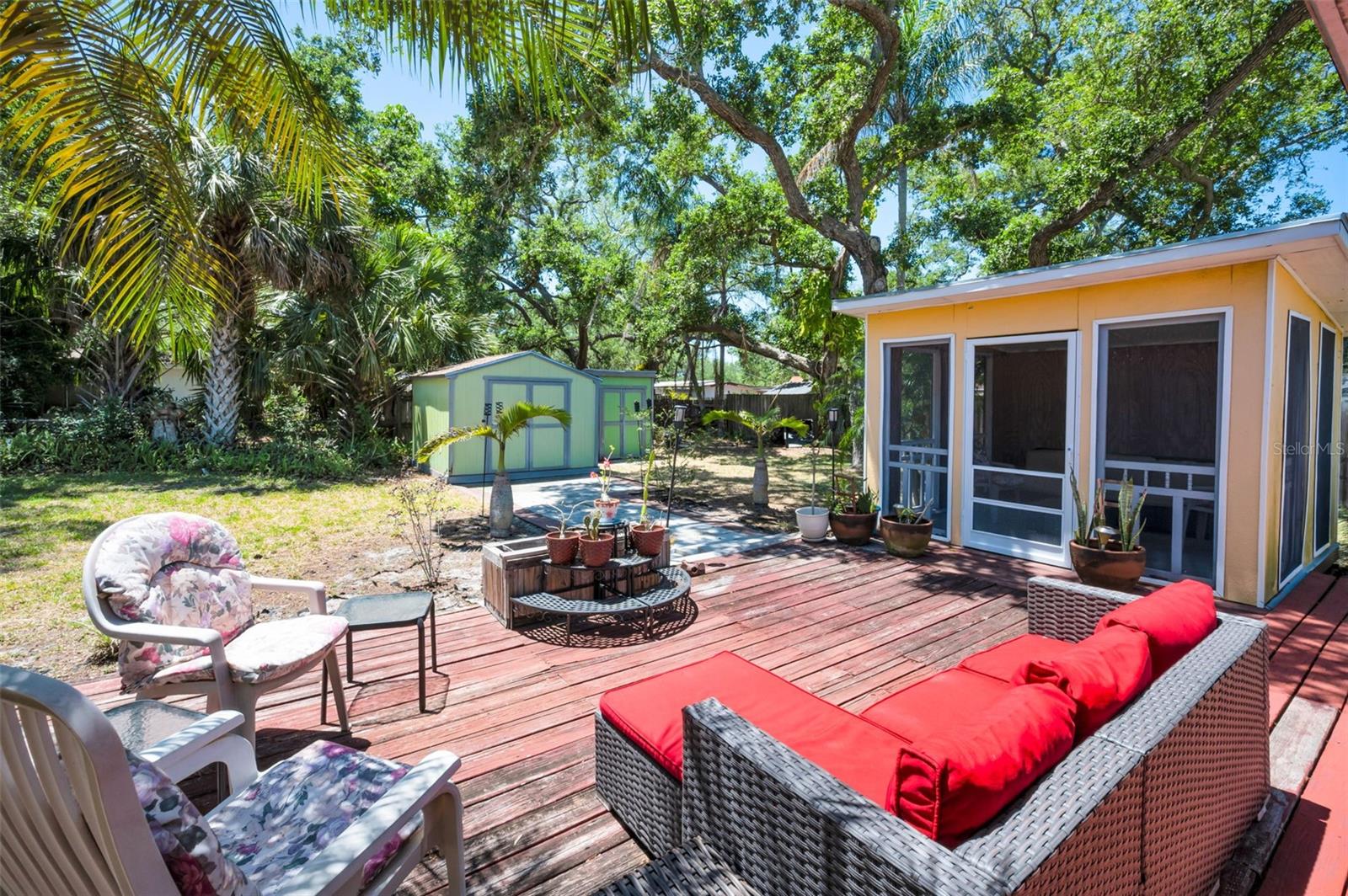 Image 33 of 47 For 14806 Wildwood Drive