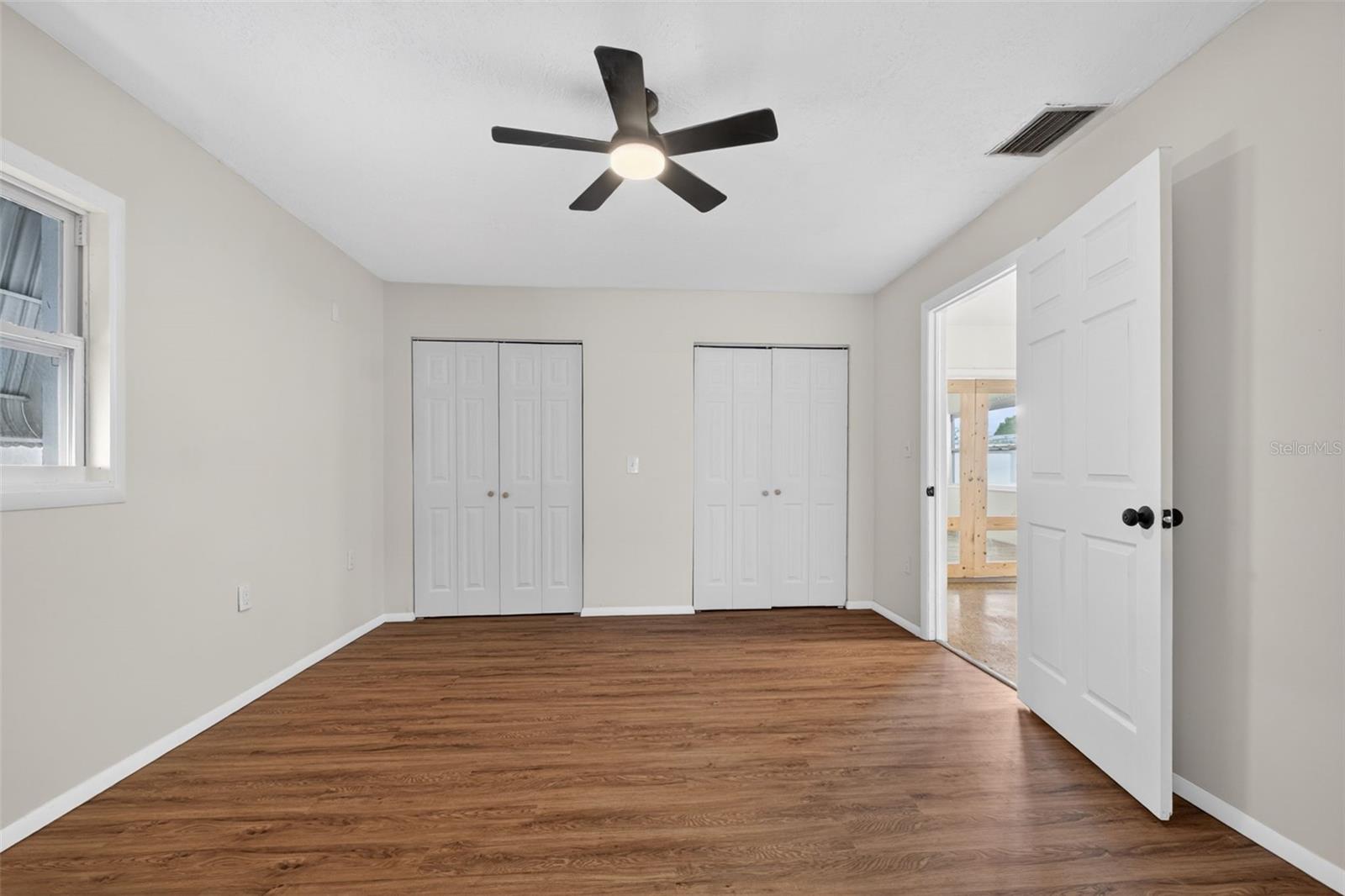 Image 17 of 30 For 5400 97th Terrace N