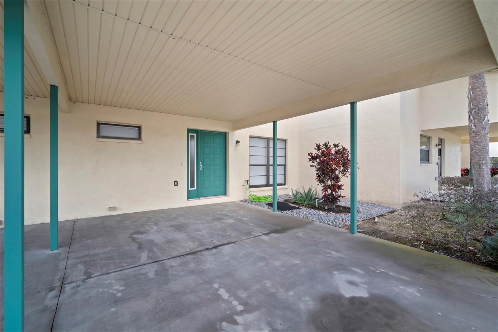 Image 19 of 72 For 634 Yardarm Drive