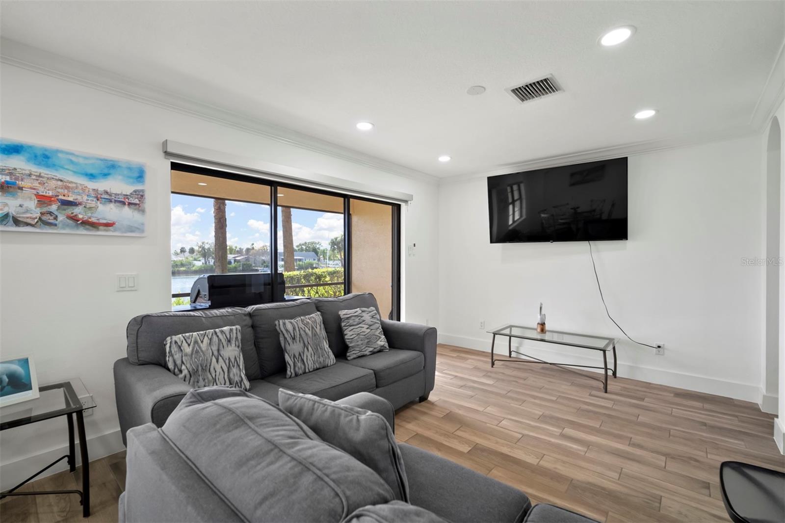 Image 48 of 72 For 634 Yardarm Drive