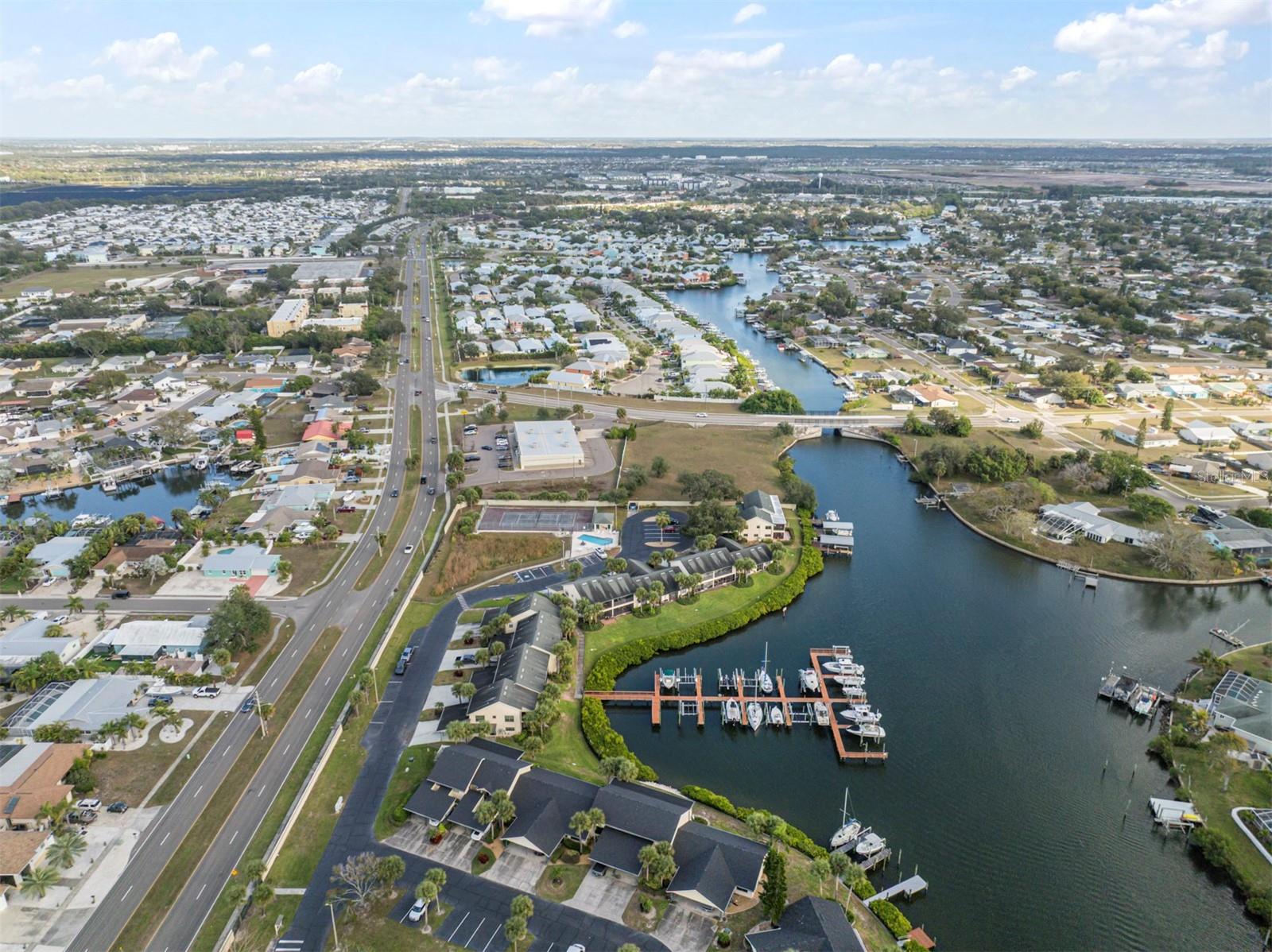 Image 9 of 72 For 634 Yardarm Drive
