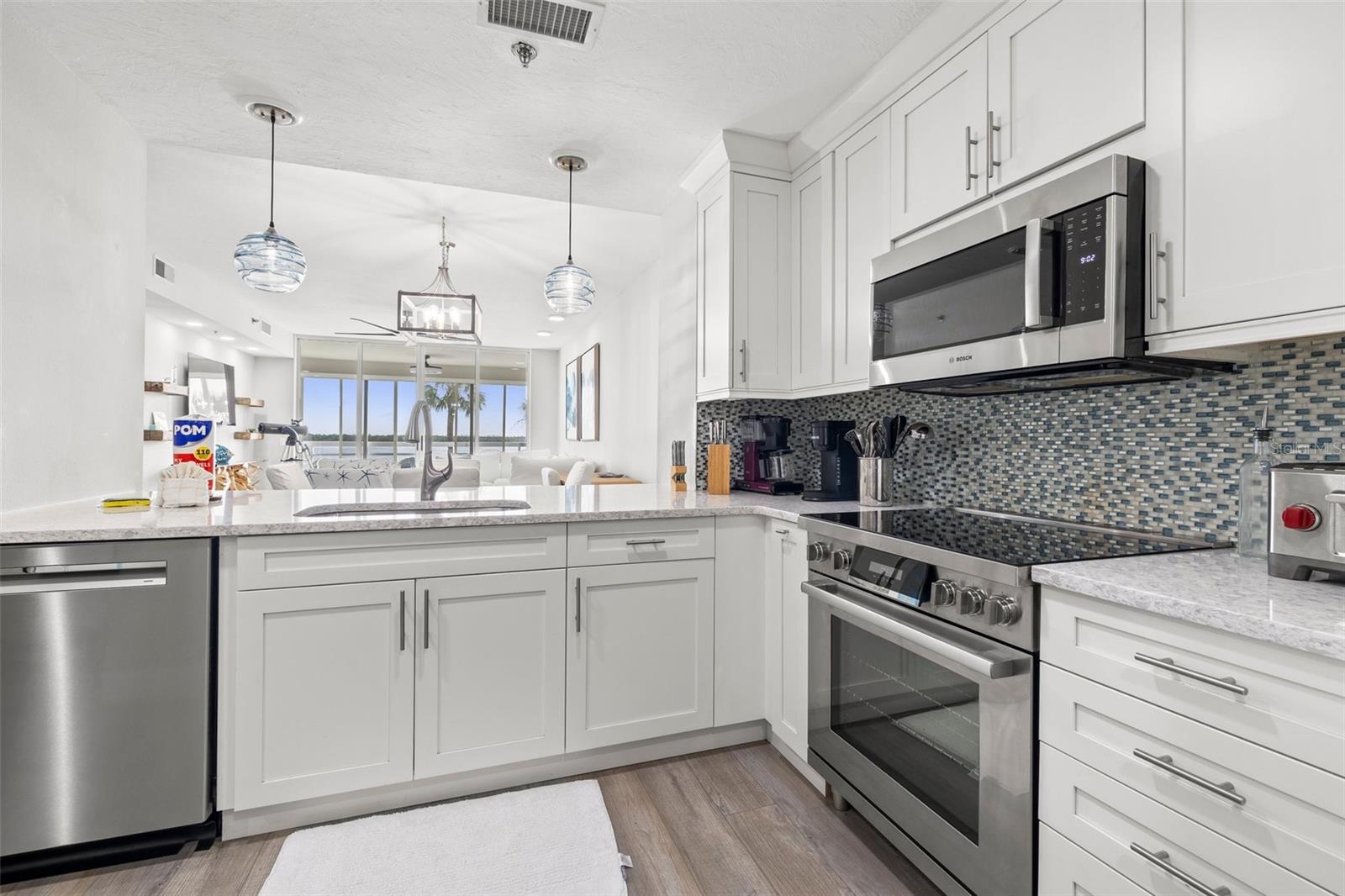 Image 3 of 27 For 615 Dream Island Place 210