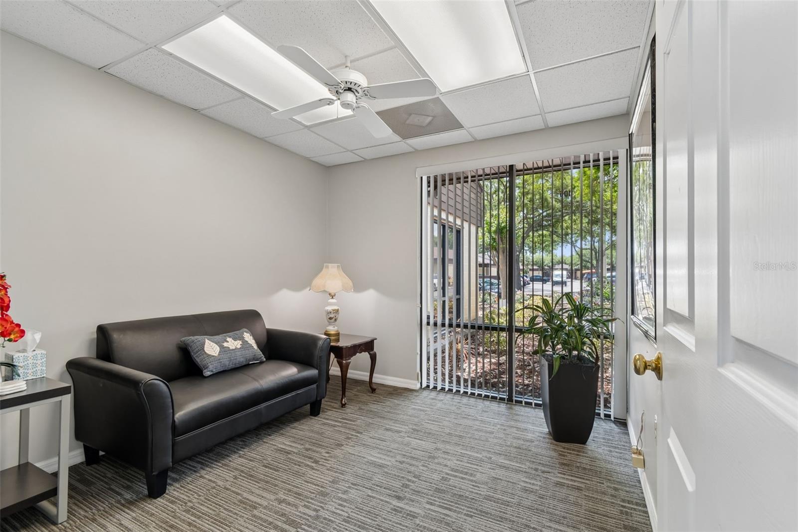 Image 8 of 28 For 611 Druid Road E 101-110