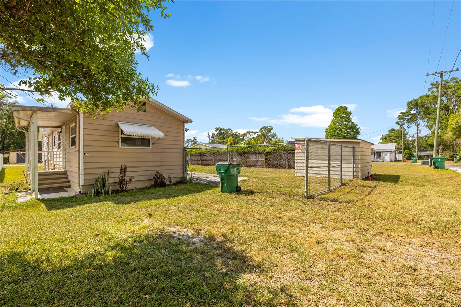 Listing photo id 41 for 4920 17th Street