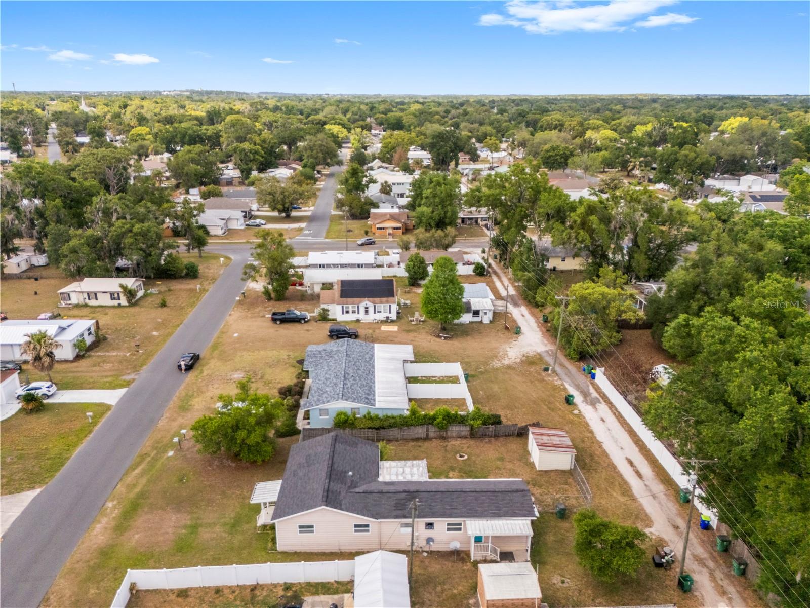 Listing photo id 4 for 4920 17th Street