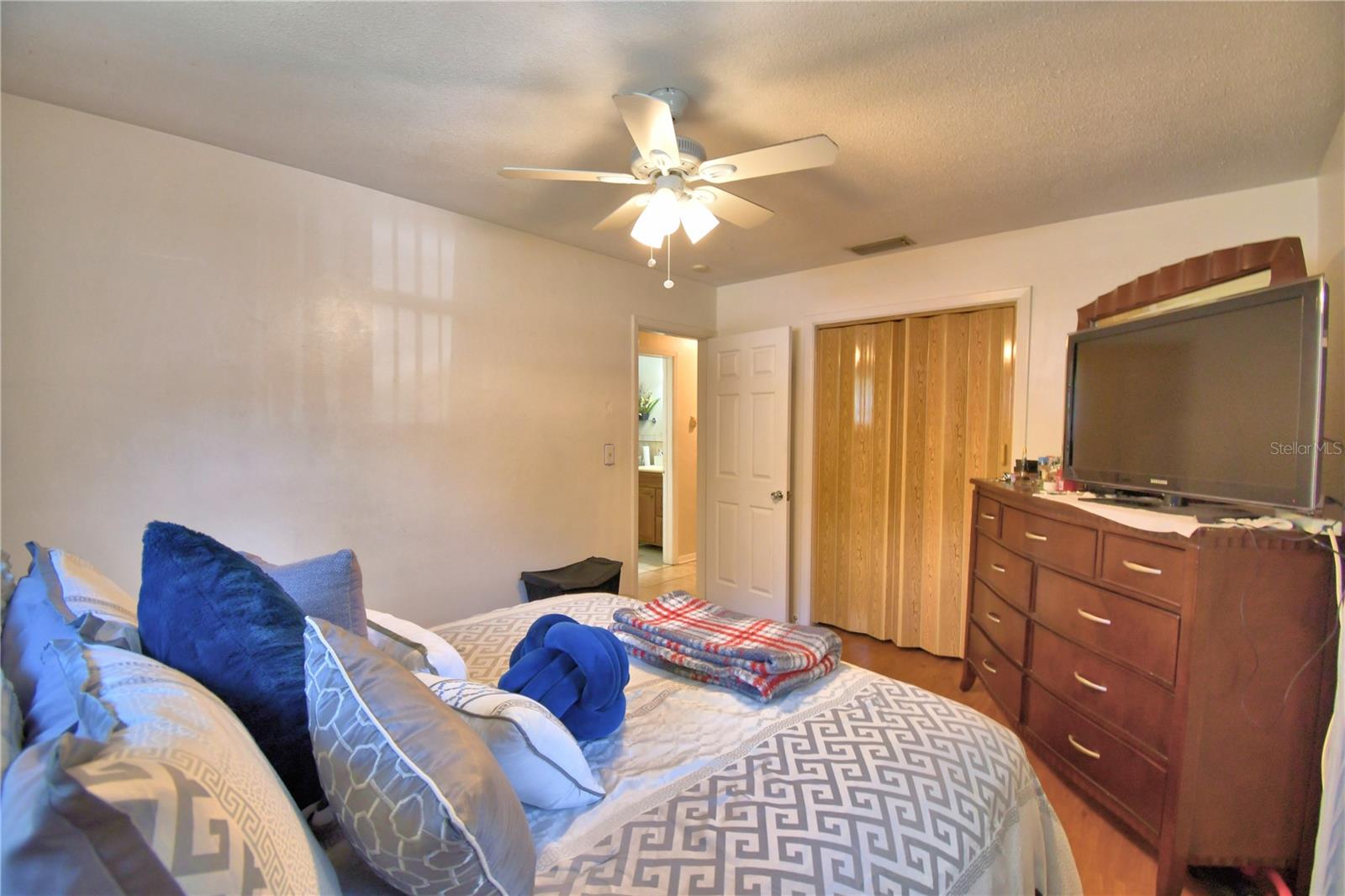 Image 44 of 62 For 2779 Robinwood Drive