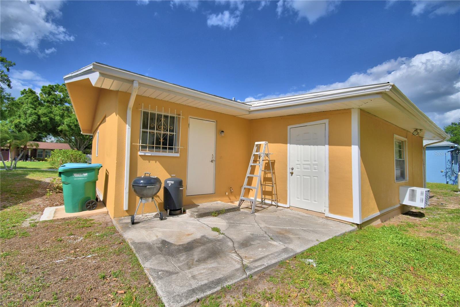 Image 52 of 62 For 2779 Robinwood Drive