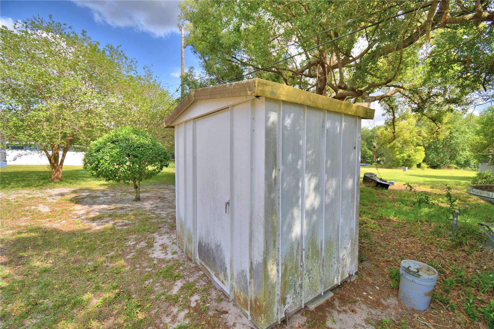 Image 54 of 62 For 2779 Robinwood Drive