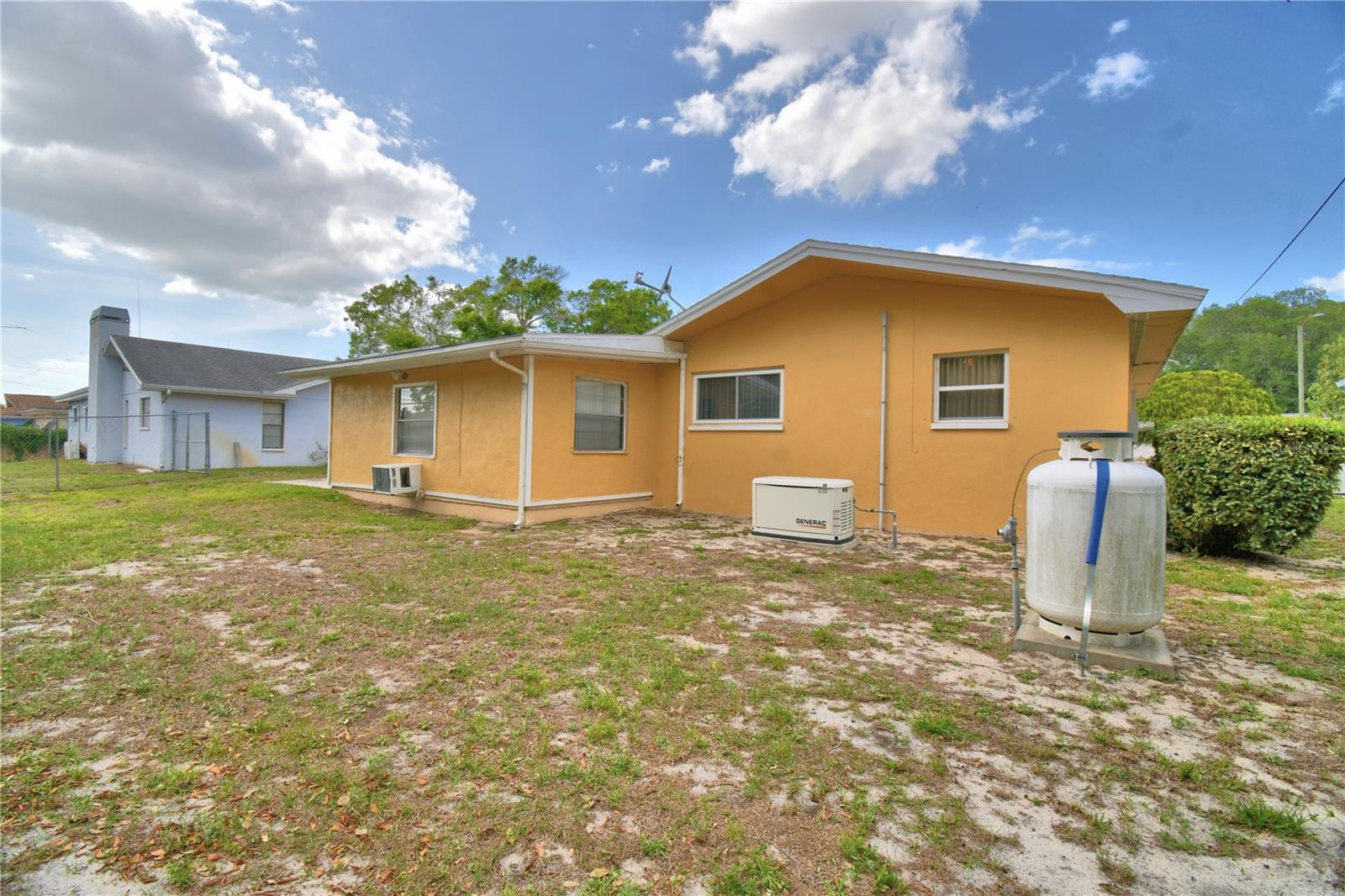 Image 59 of 62 For 2779 Robinwood Drive
