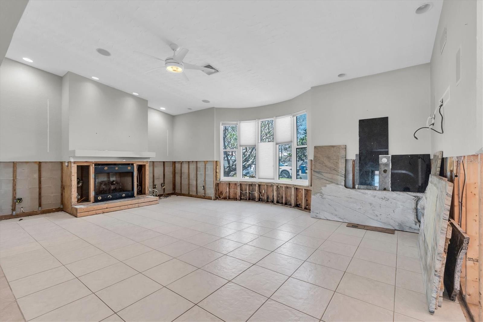Image 17 of 54 For 11870 6th Street E