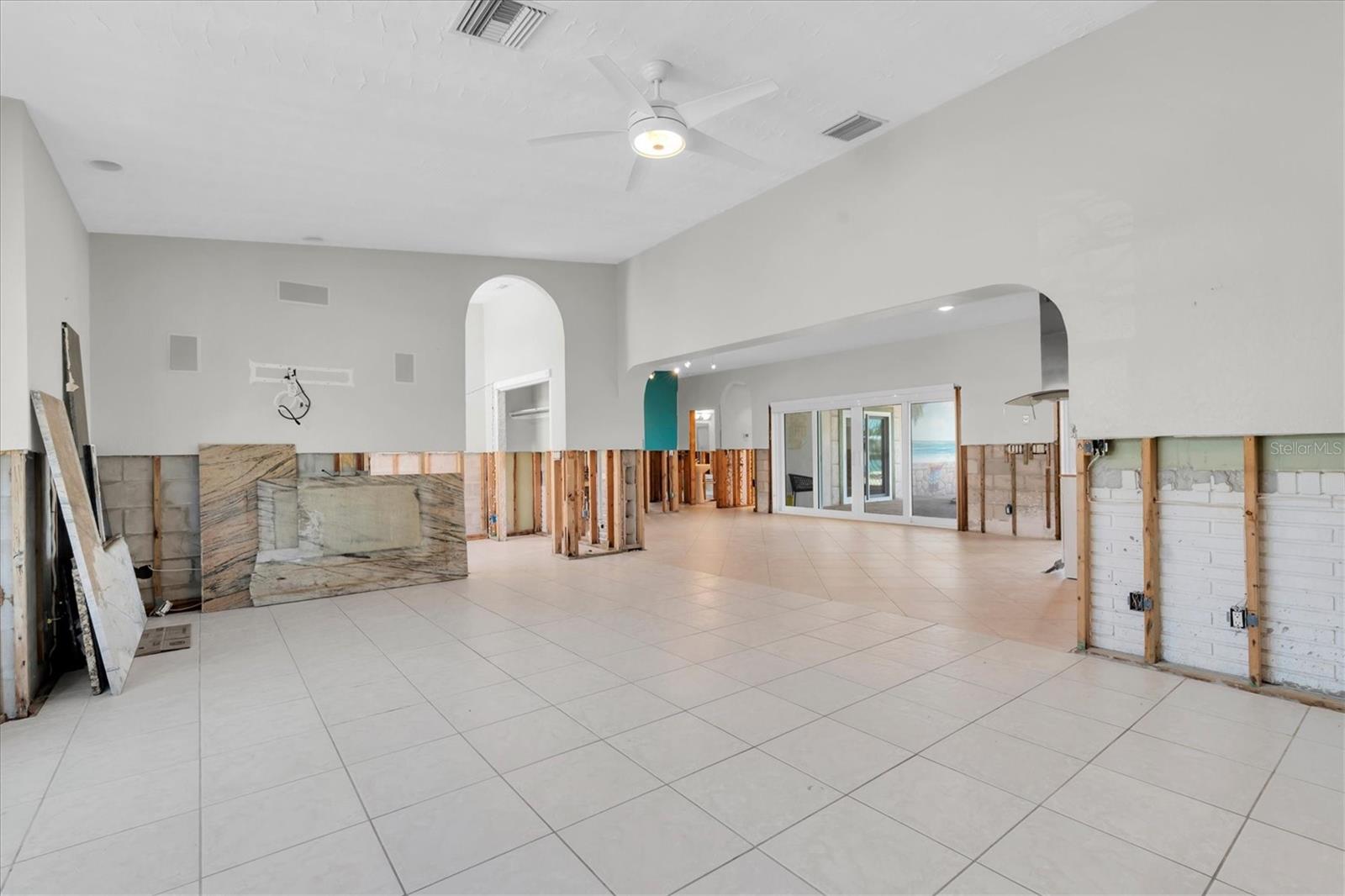Image 24 of 54 For 11870 6th Street E