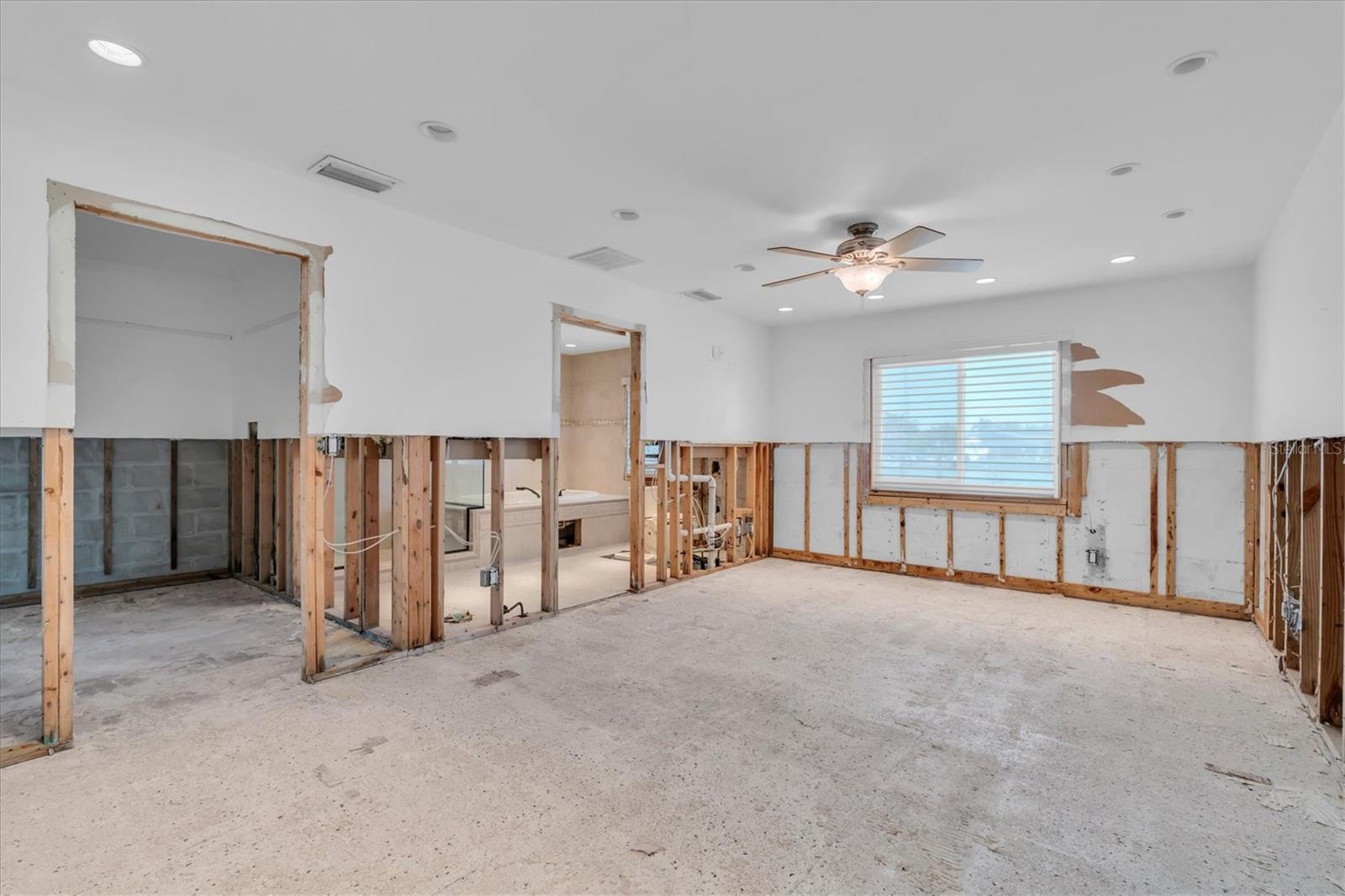 Image 26 of 54 For 11870 6th Street E