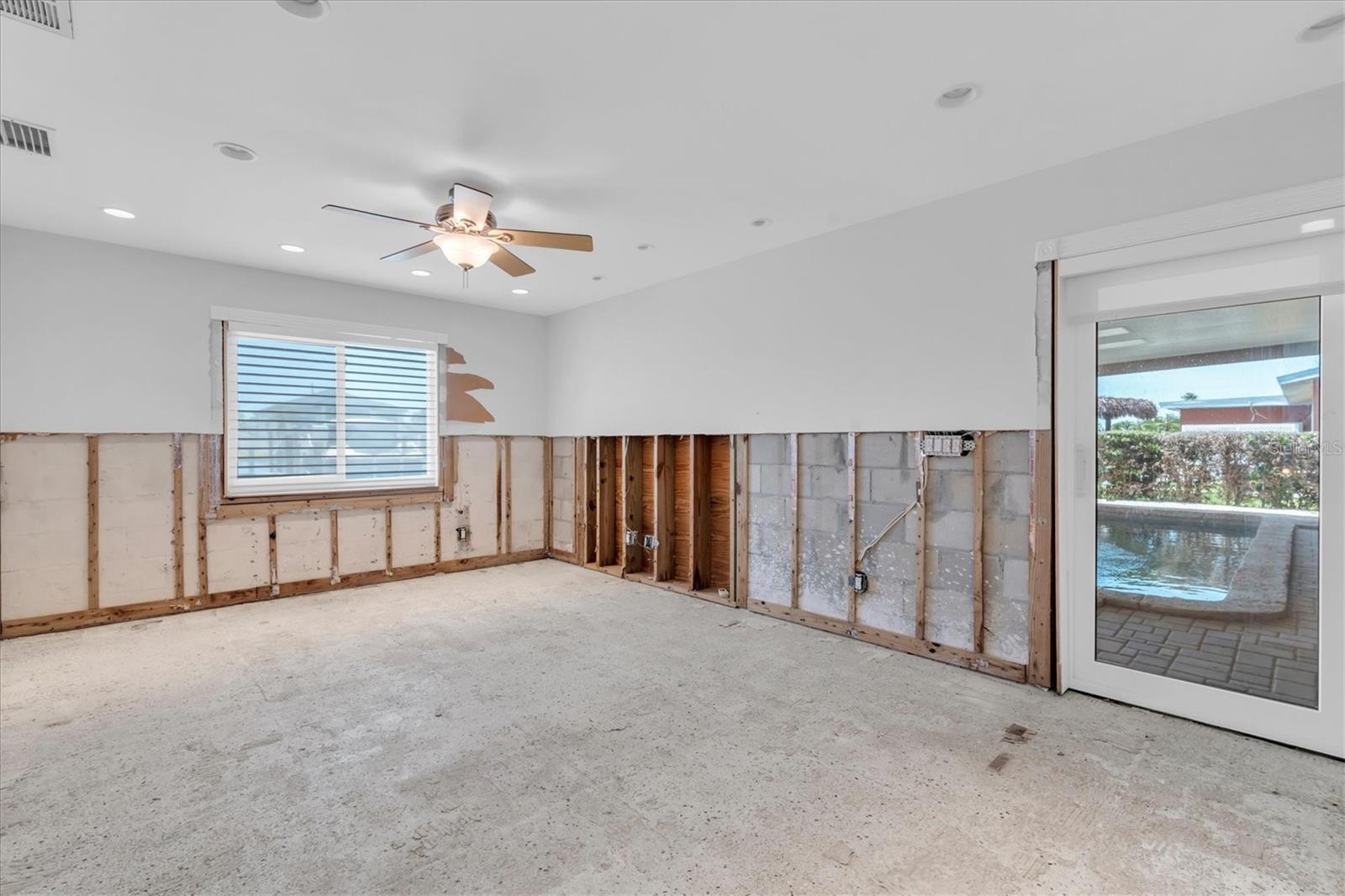 Image 28 of 54 For 11870 6th Street E