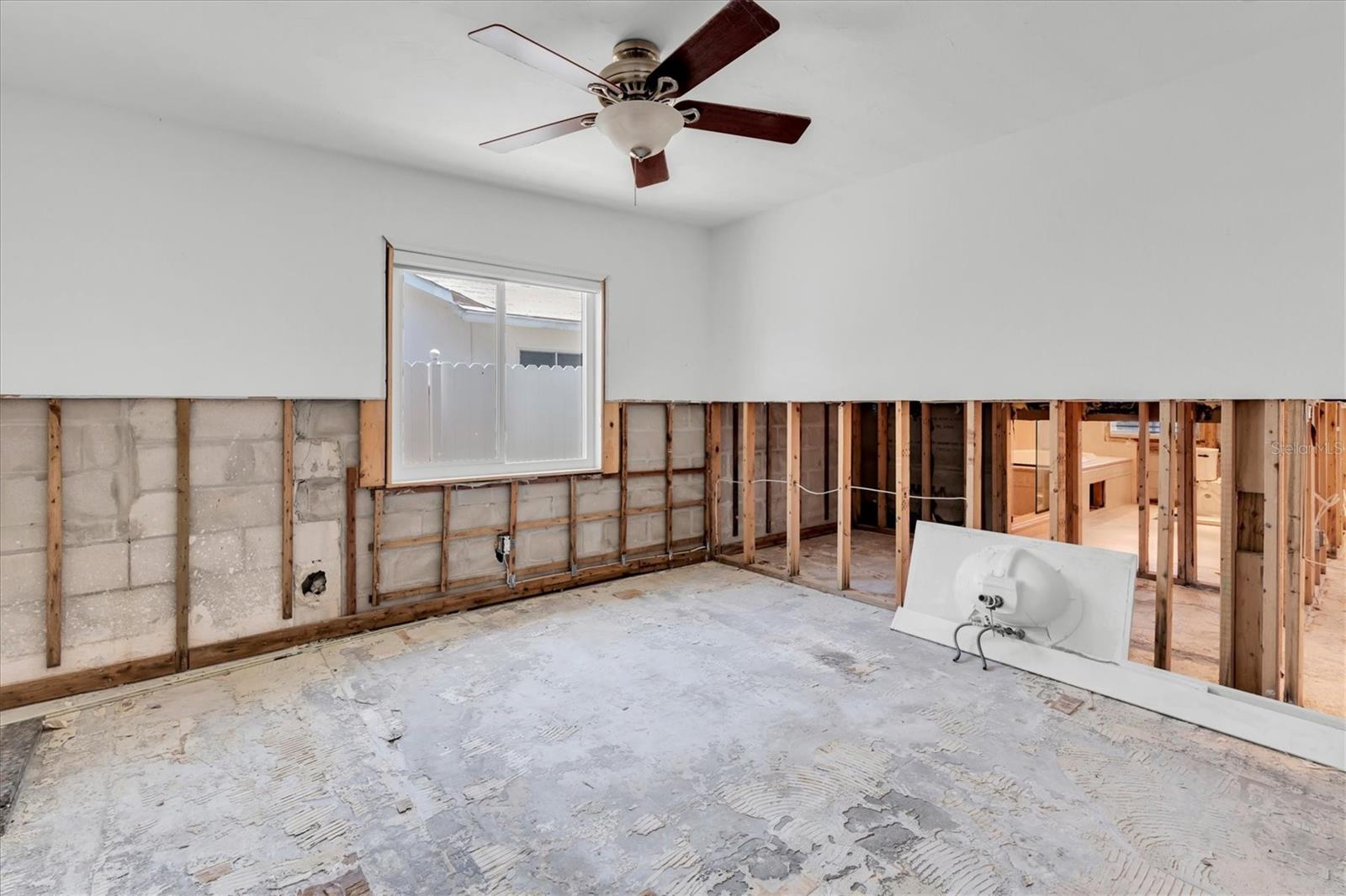 Image 31 of 54 For 11870 6th Street E