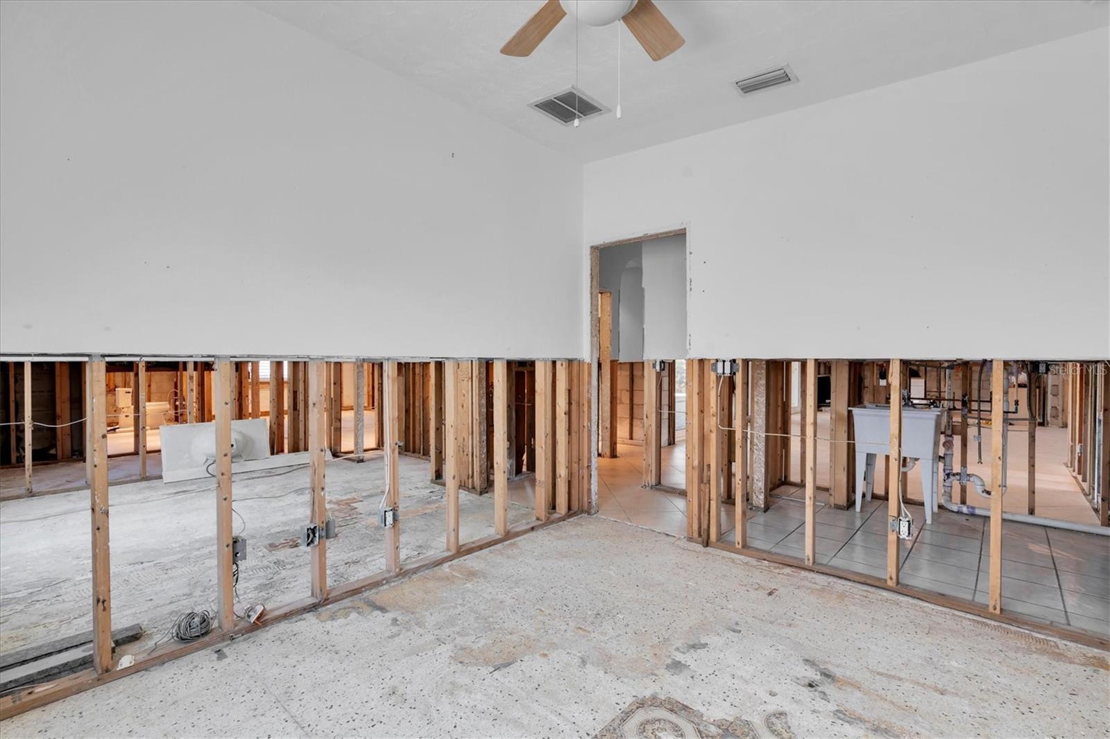 Image 34 of 54 For 11870 6th Street E