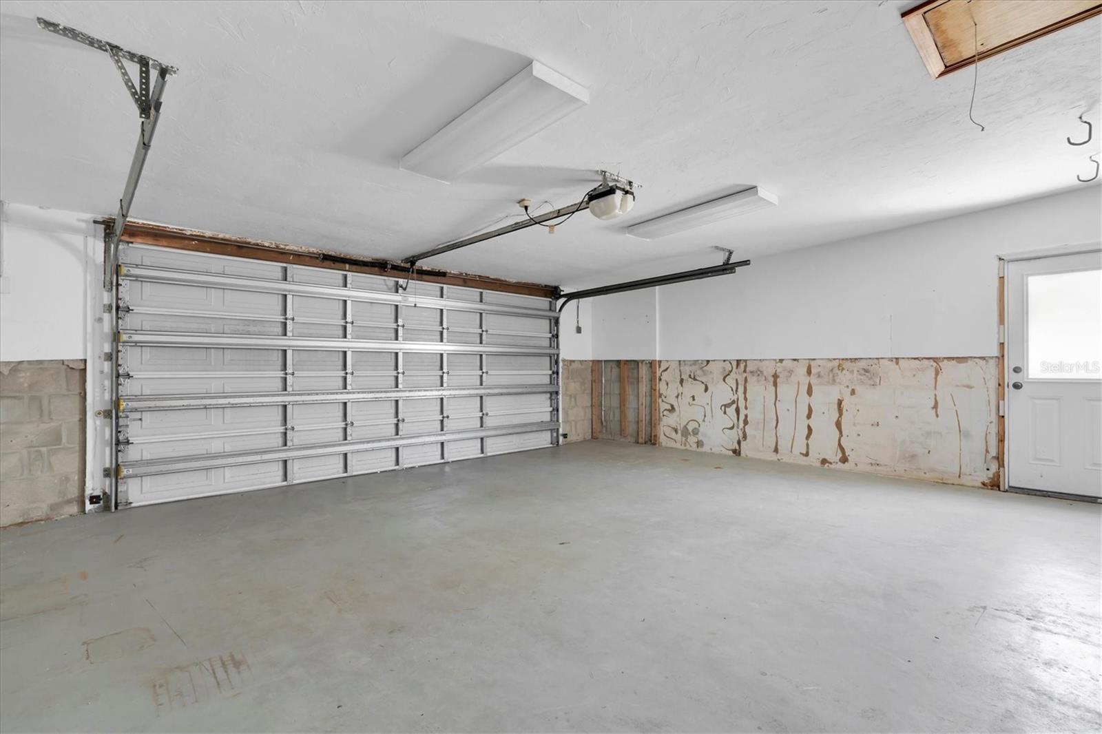 Image 36 of 54 For 11870 6th Street E