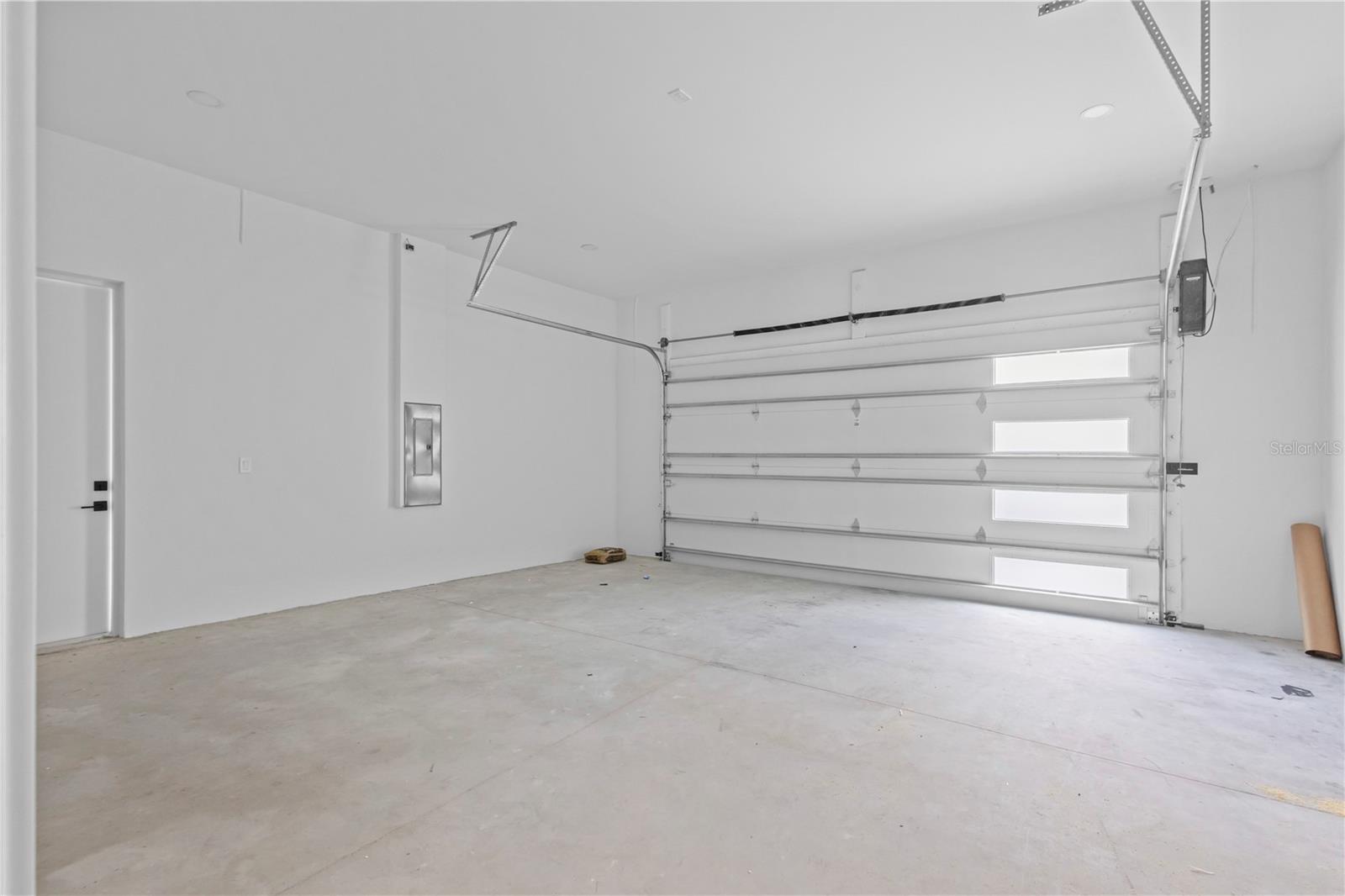 Image 82 of 85 For 3206 La Salle Street