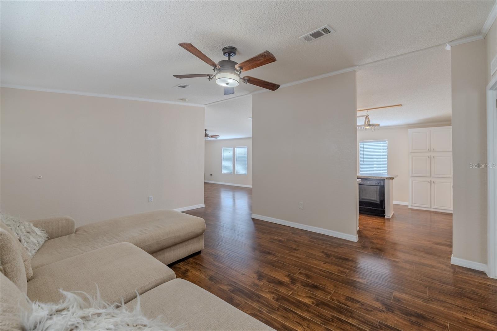 Image 10 of 47 For 8471 Fantasia Park Way