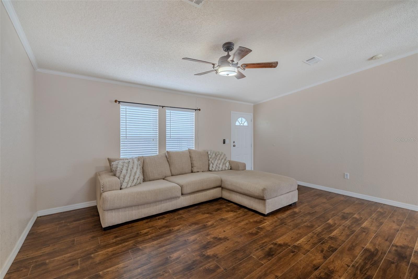 Image 9 of 47 For 8471 Fantasia Park Way