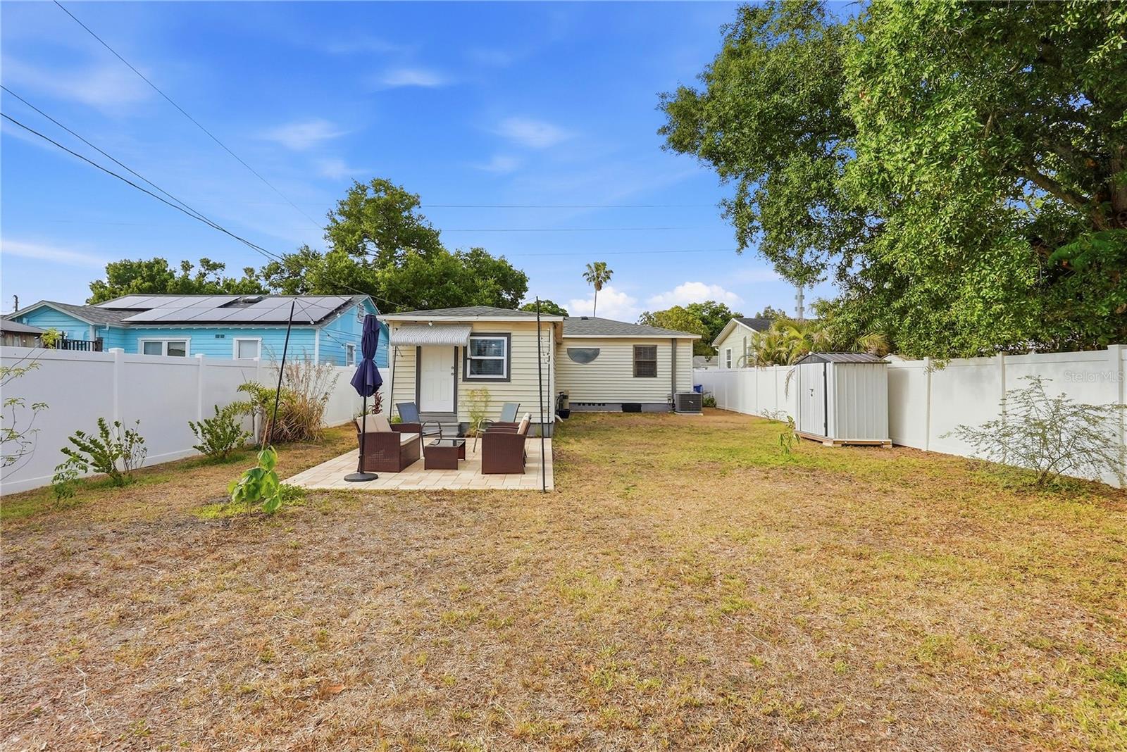 Image 18 of 21 For 2850 15th Avenue N