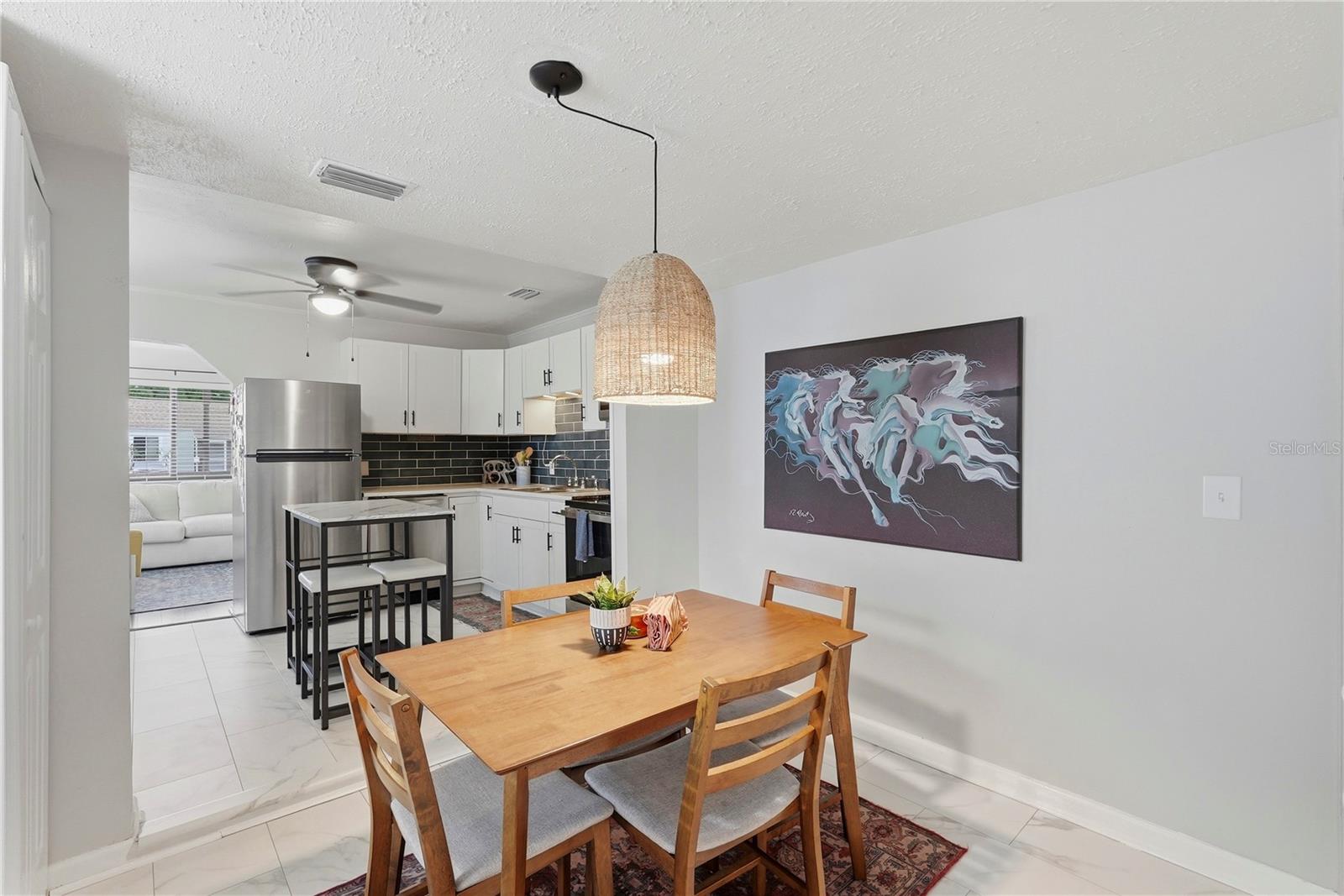 Image 8 of 21 For 2850 15th Avenue N