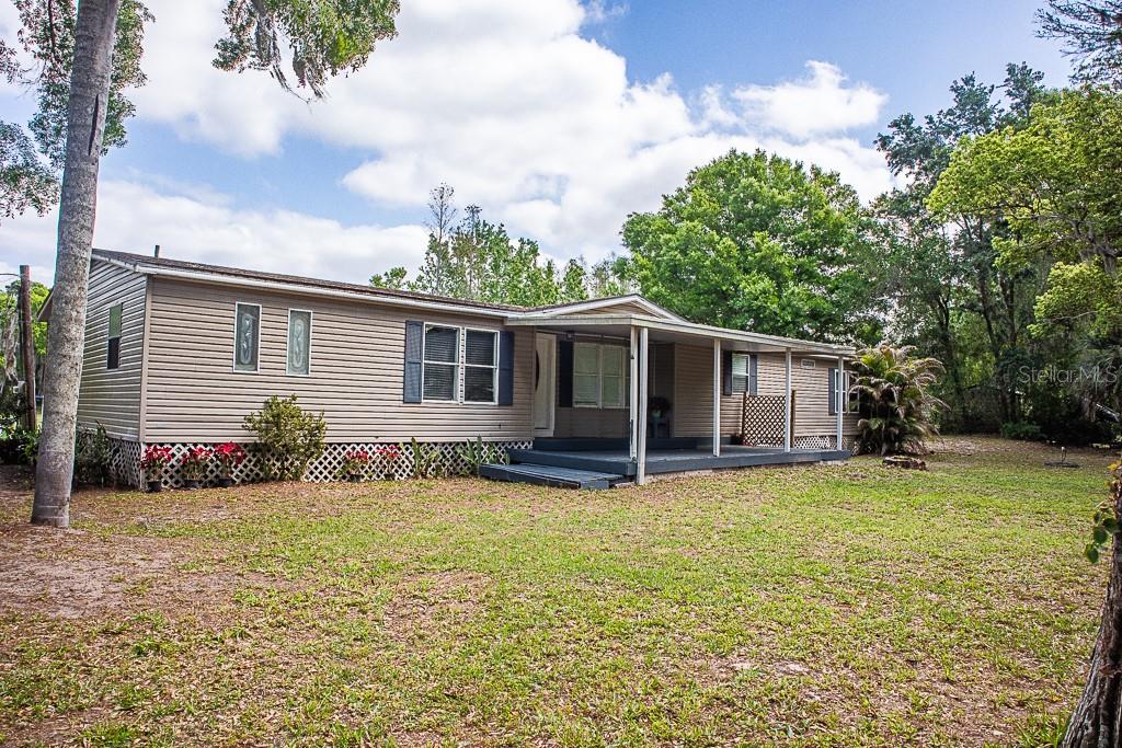 Listing photo id 19 for 13815 Plainview Road