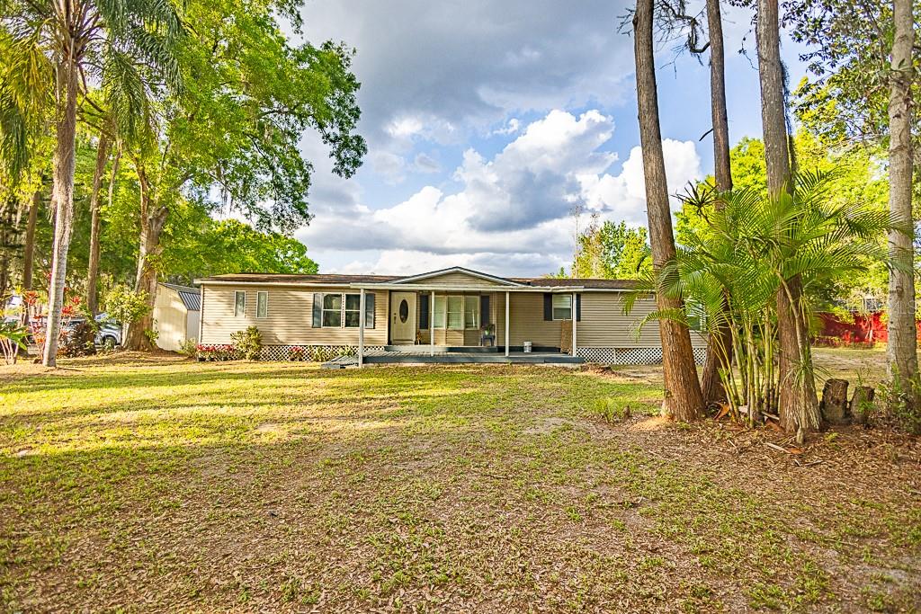Listing photo id 20 for 13815 Plainview Road