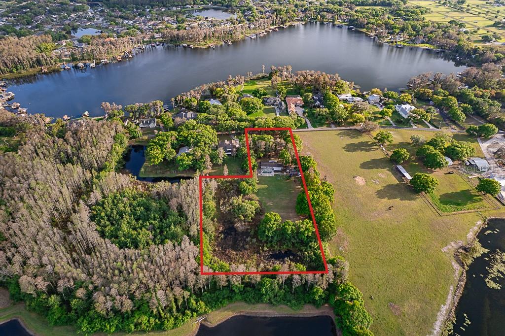 Listing photo id 7 for 13815 Plainview Road