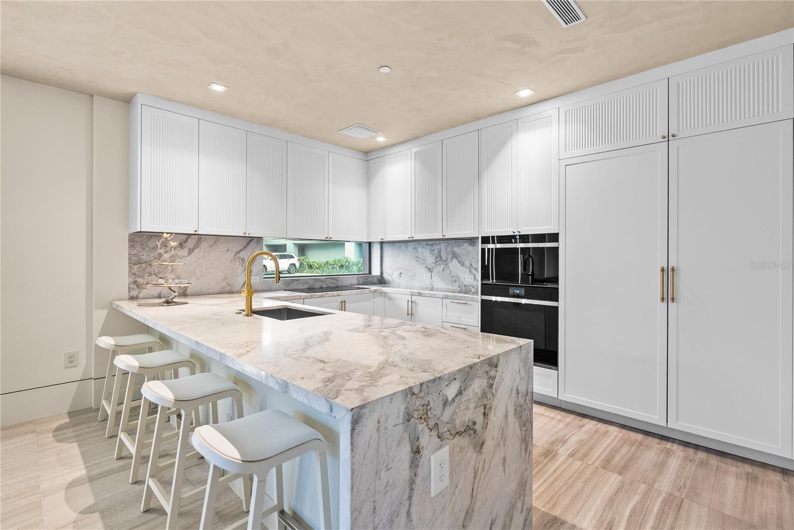 Image 14 of 78 For 3020 Santiago Street 1
