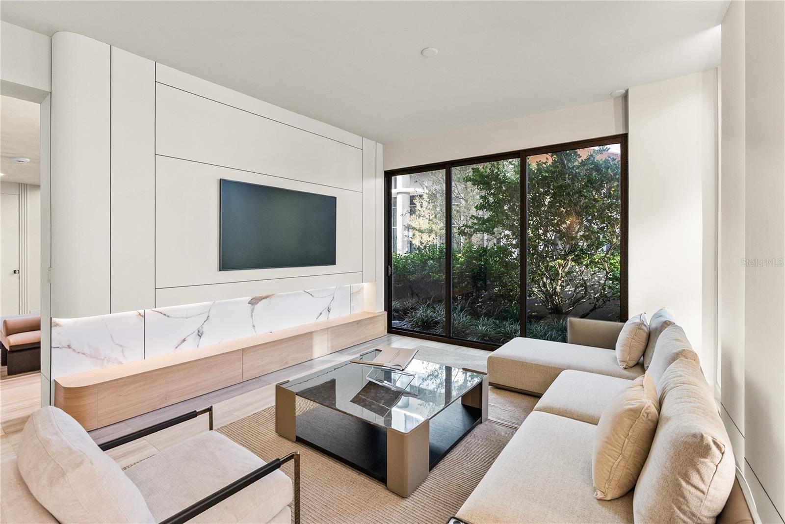 Image 18 of 78 For 3020 Santiago Street 1