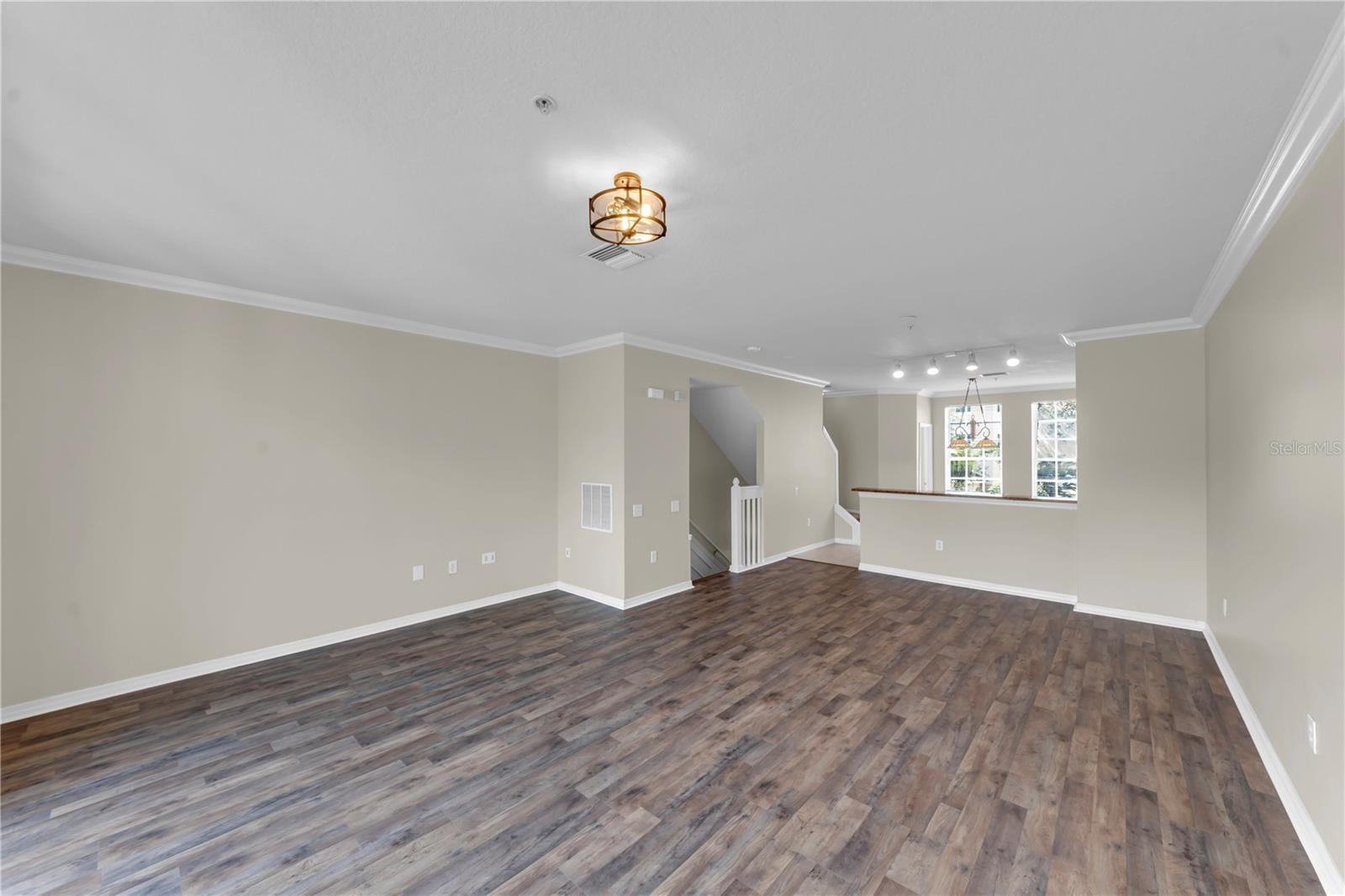 Image 11 of 36 For 3115 Bayshore Oaks Drive