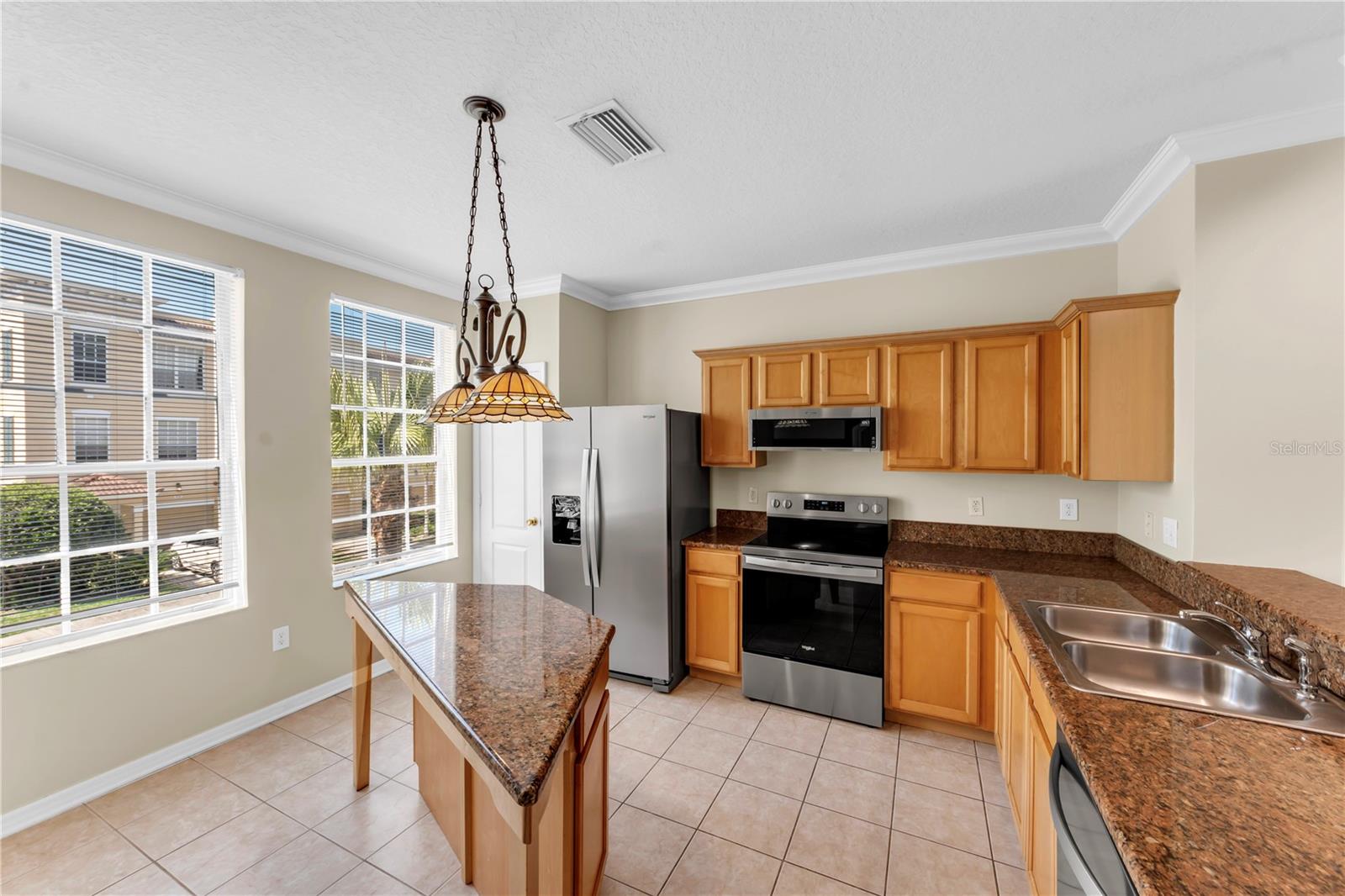 Image 14 of 36 For 3115 Bayshore Oaks Drive