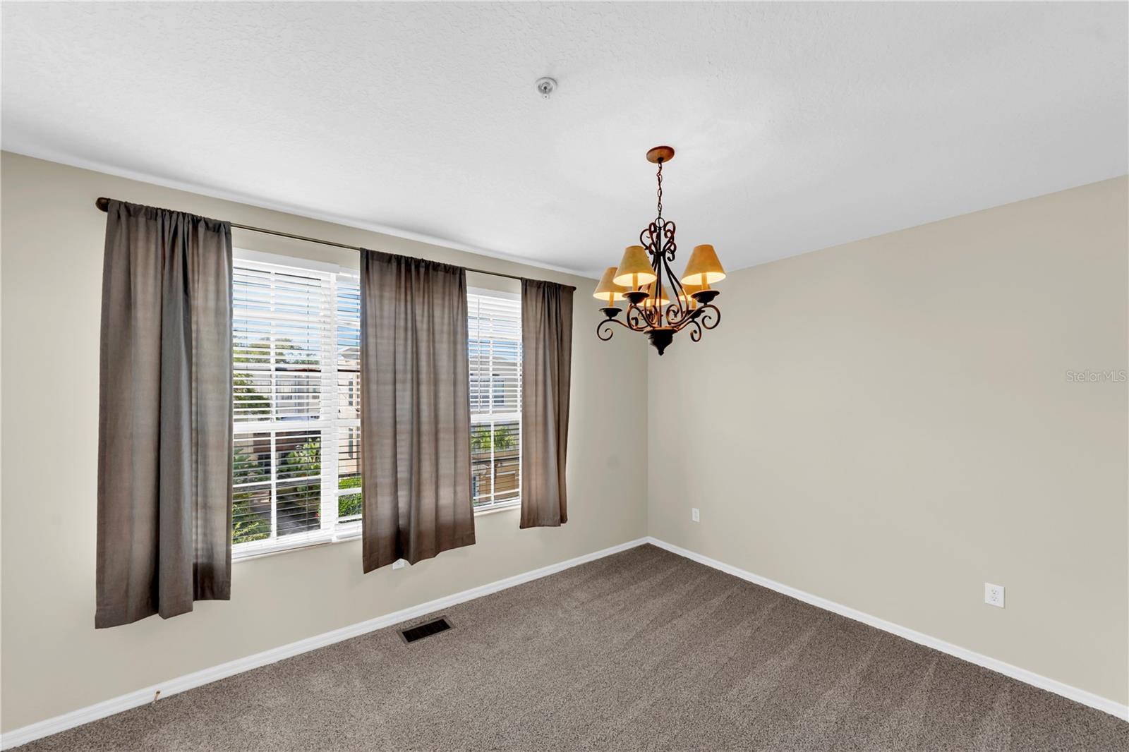 Image 24 of 36 For 3115 Bayshore Oaks Drive