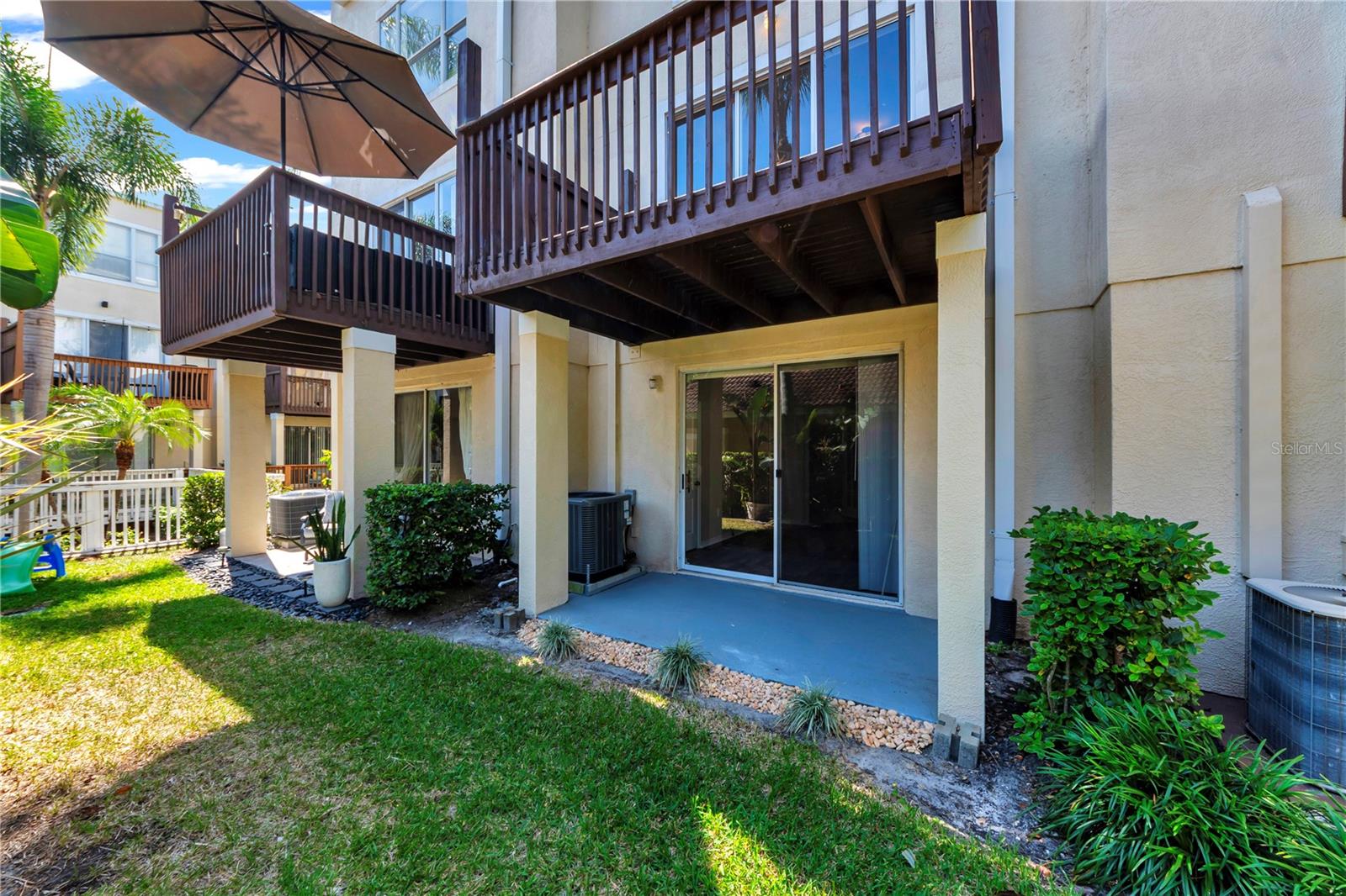 Image 29 of 36 For 3115 Bayshore Oaks Drive